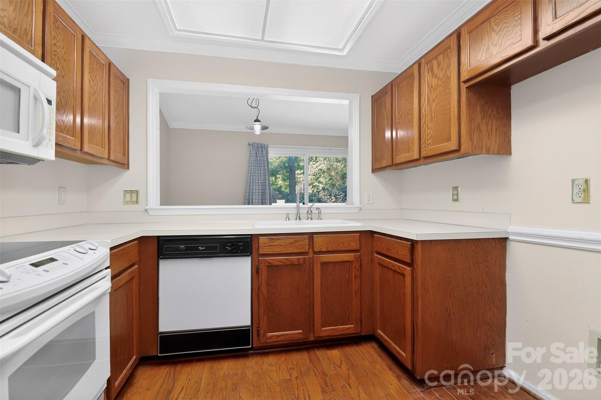 9234 Kings Canyon Drive Property Photo 15