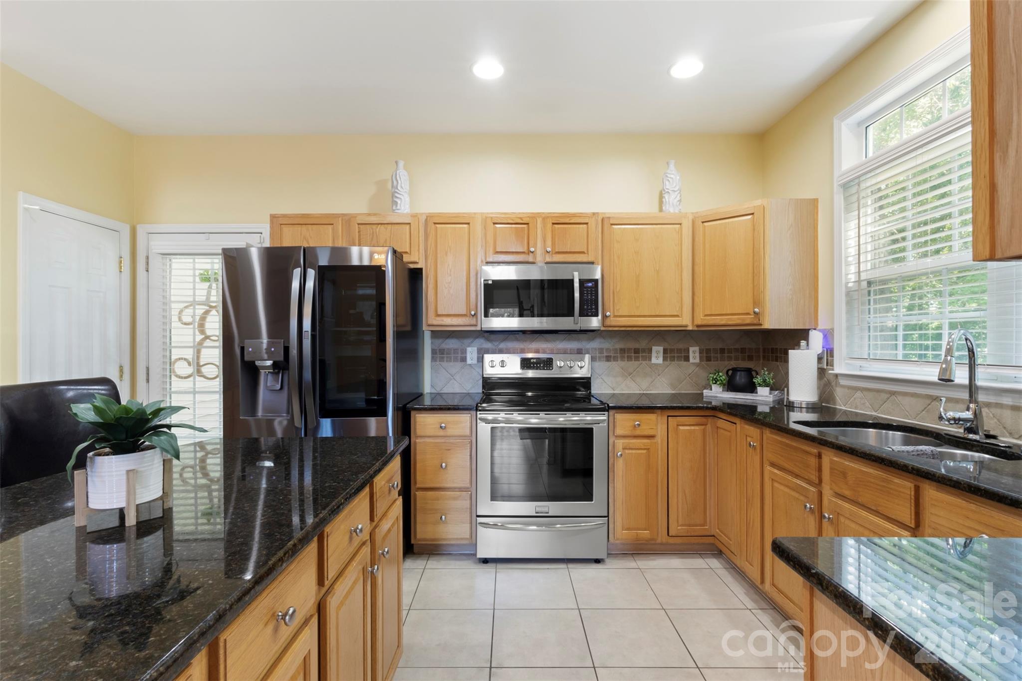 11444 Mangla Drive Property Photo 18