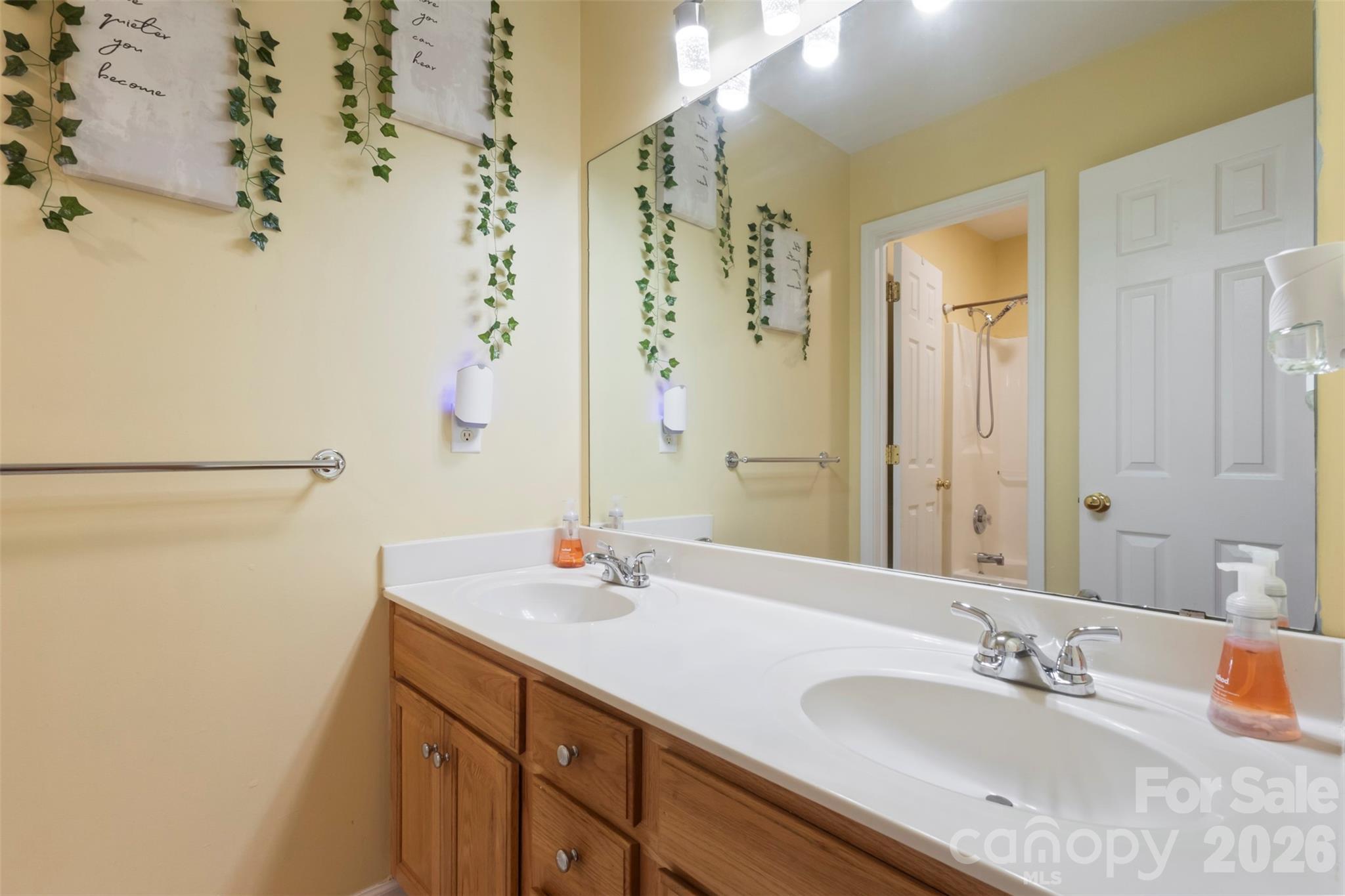 11444 Mangla Drive Property Photo 30