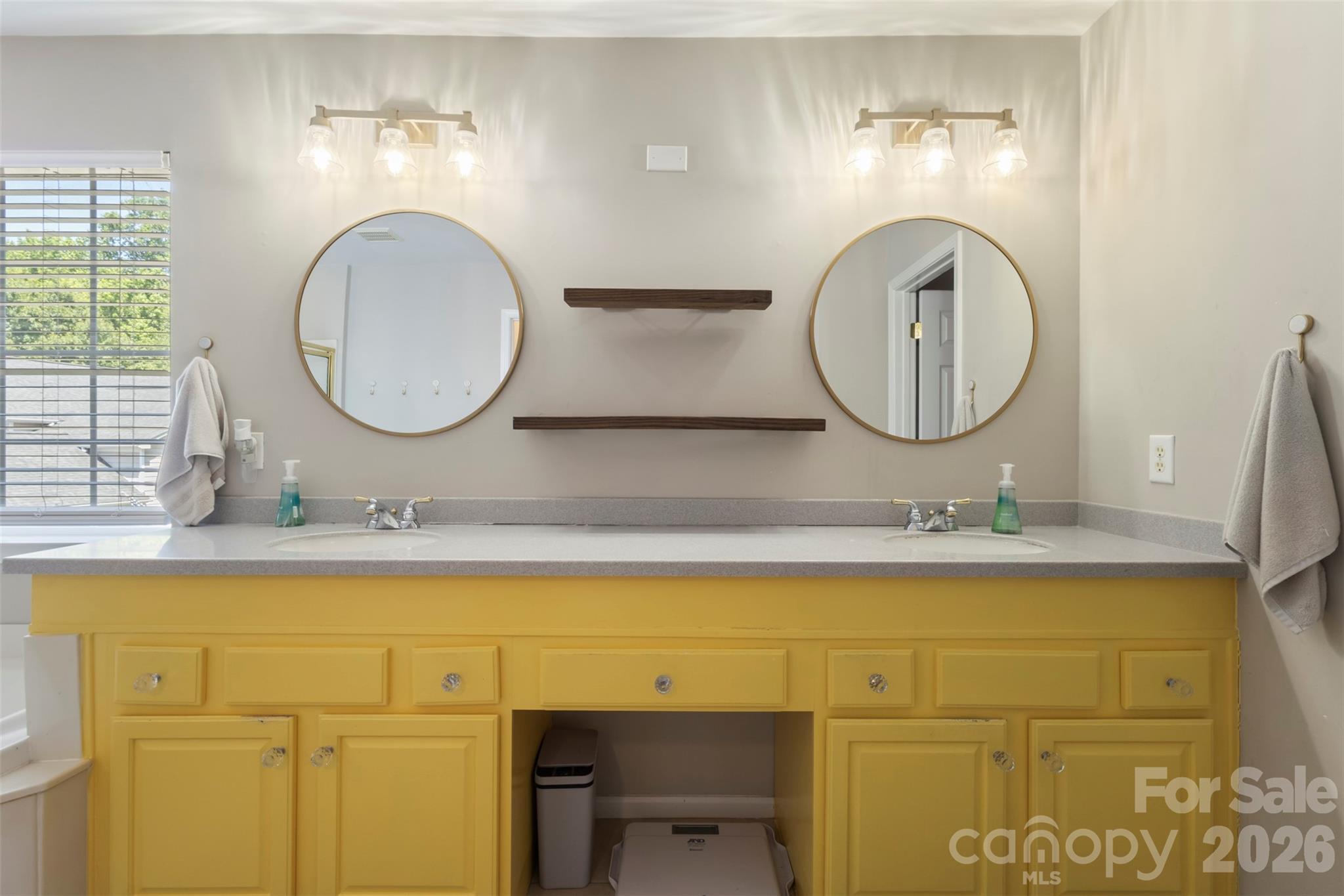 11444 Mangla Drive Property Photo 42