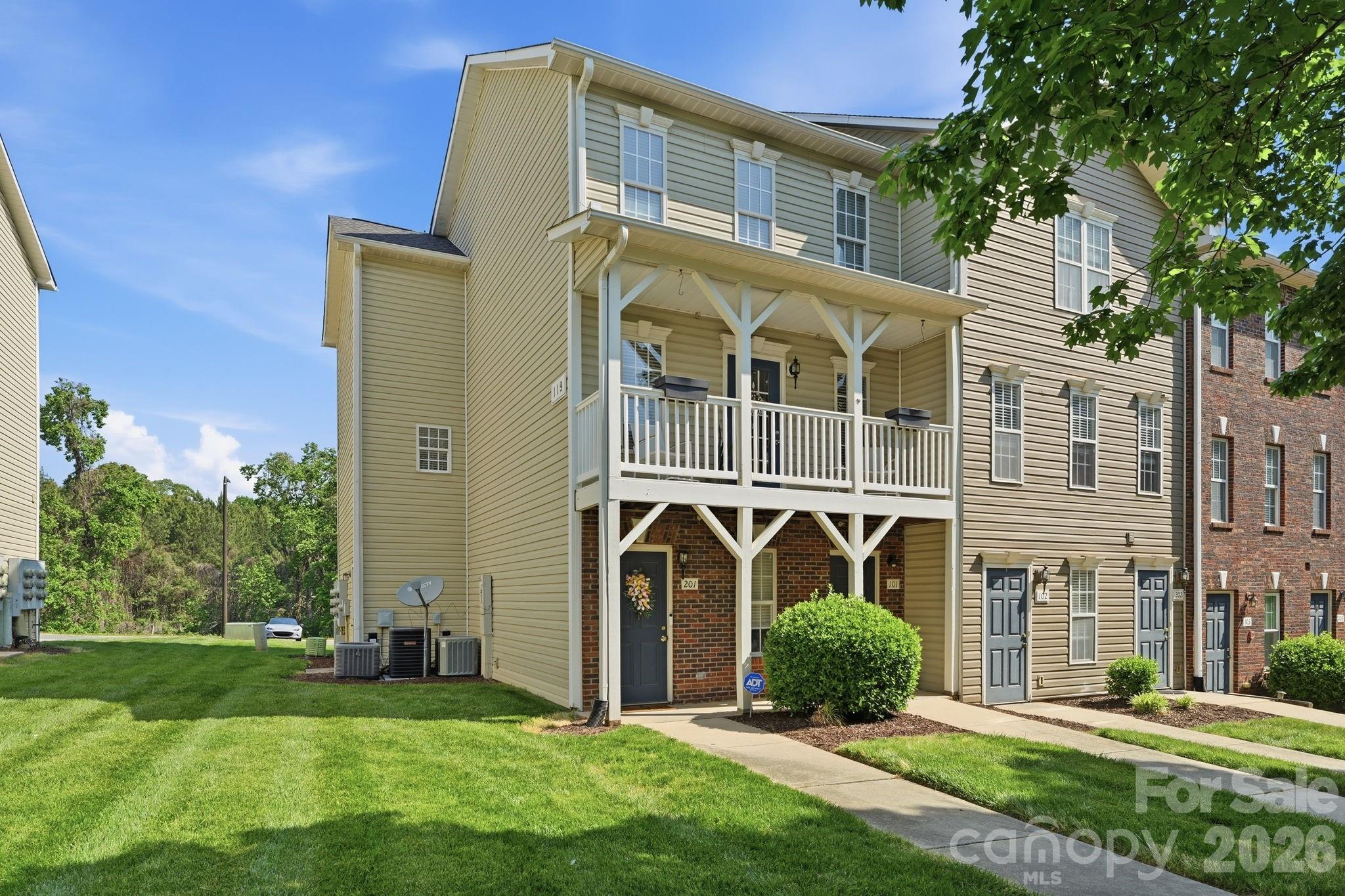 119 Steam Engine Drive 201 Property Photo 1