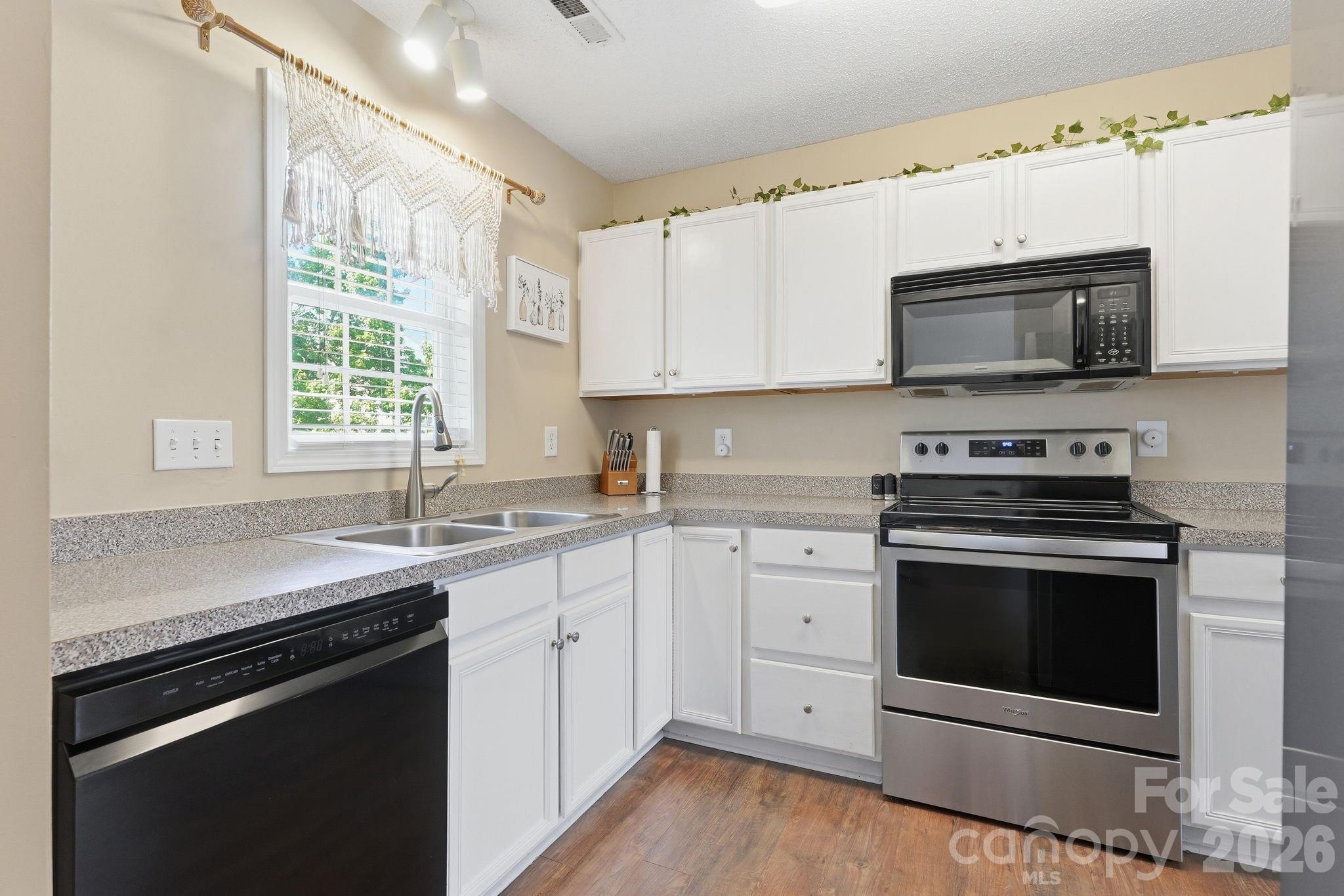 119 Steam Engine Drive 201 Property Photo 13