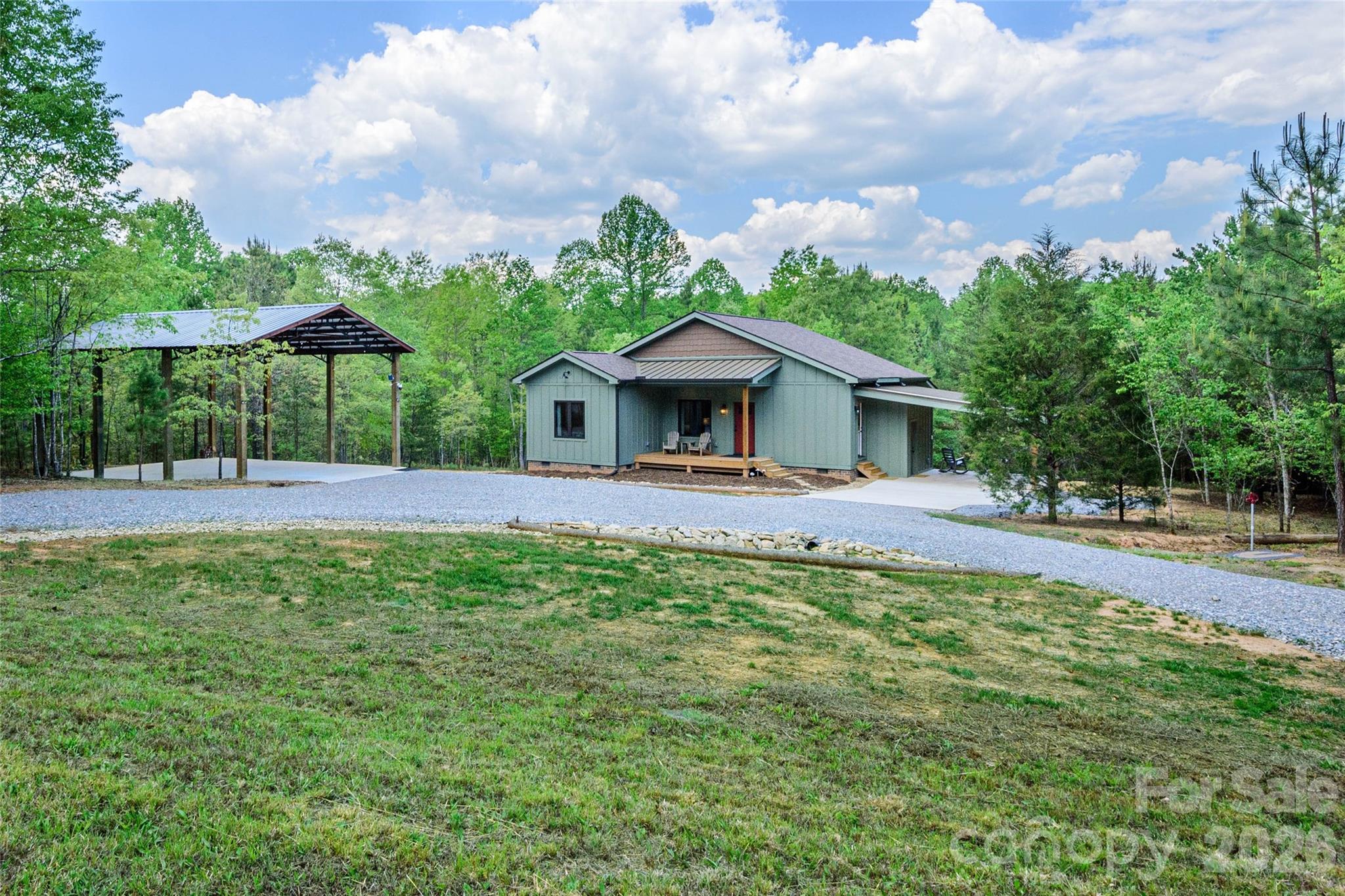 107 N Dakota Drive Property Photo 1