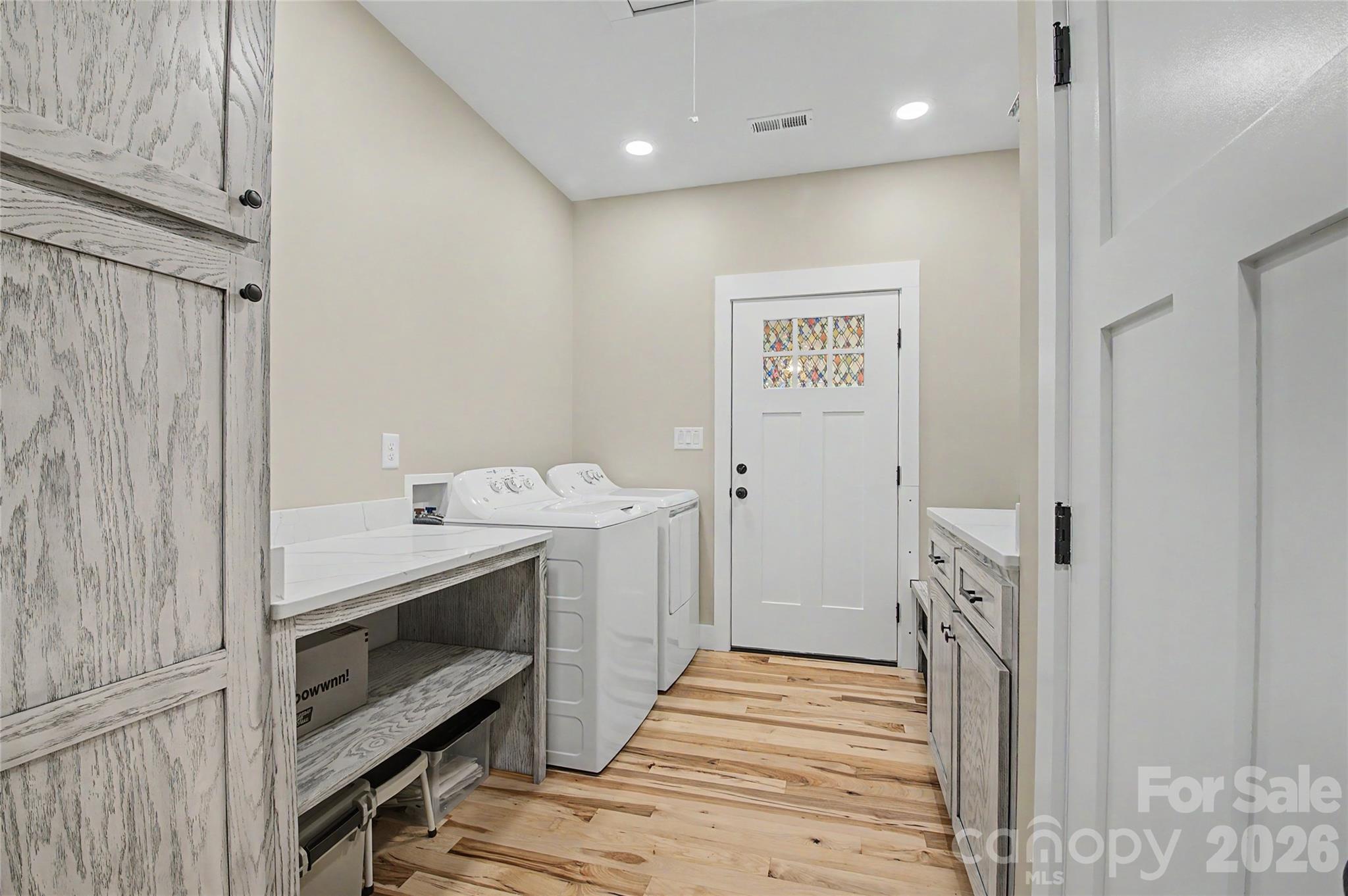 107 N Dakota Drive Property Photo 10