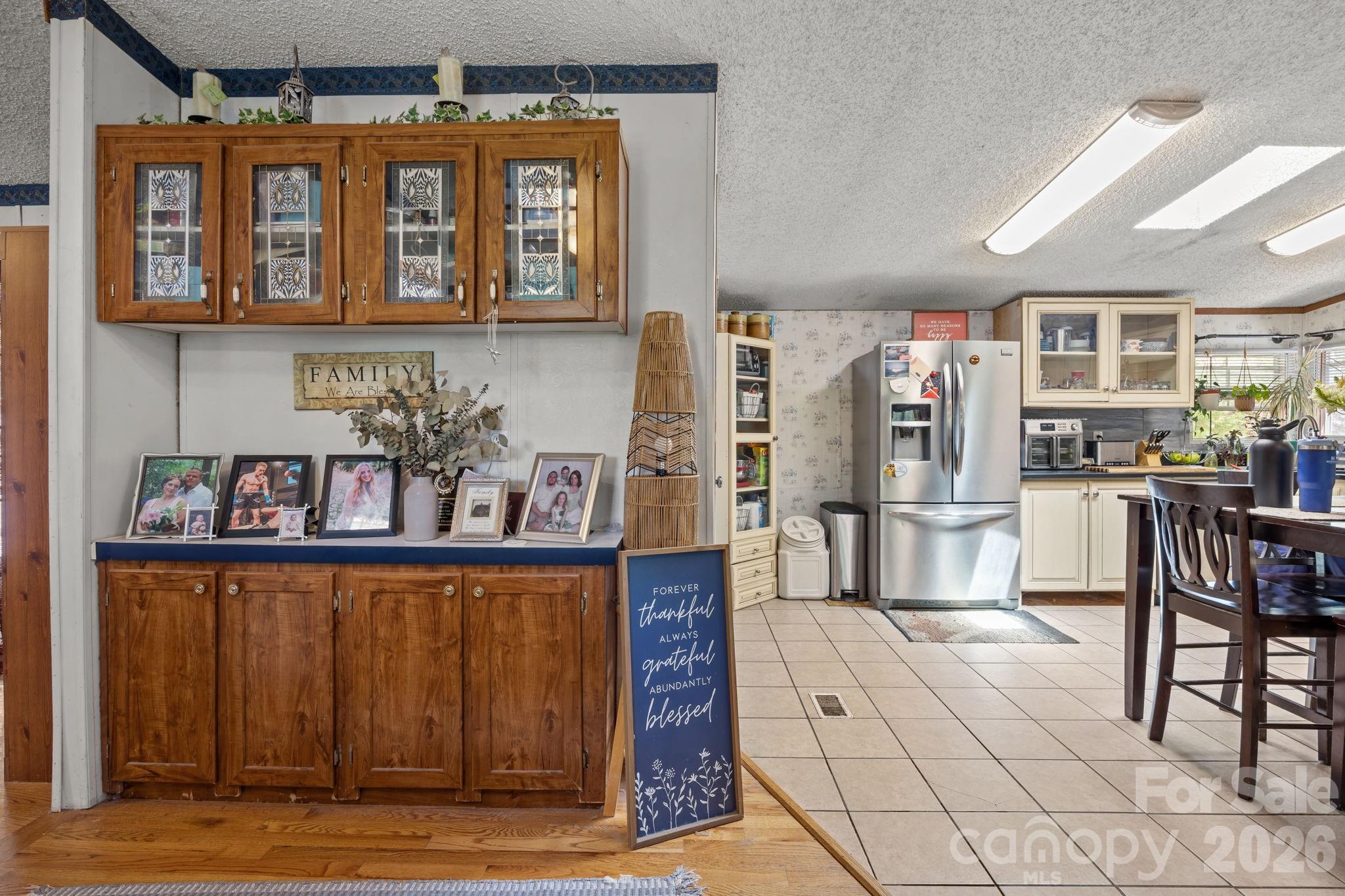 25 Weaver Lane Property Photo 8