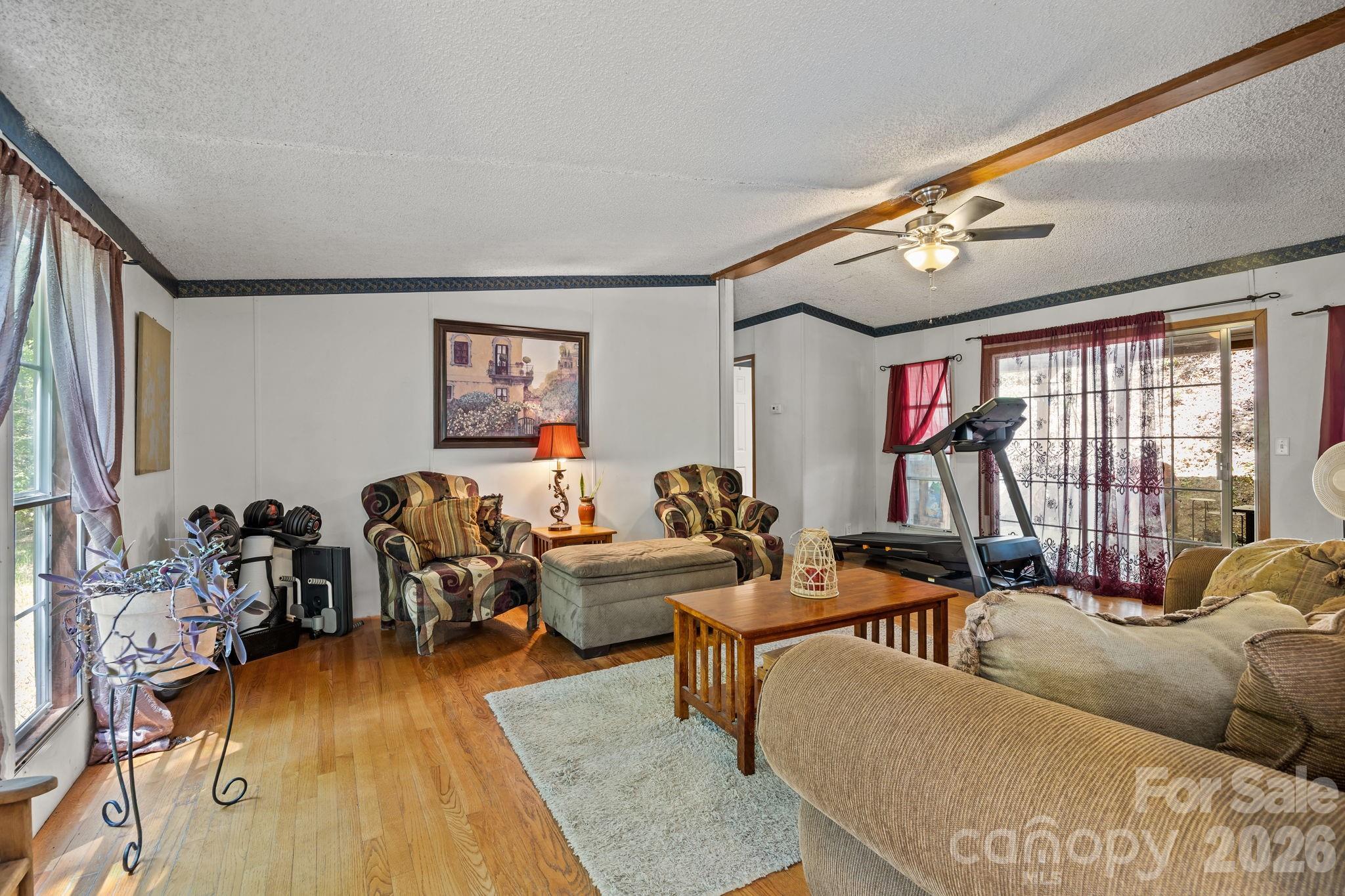 25 Weaver Lane Property Photo 14
