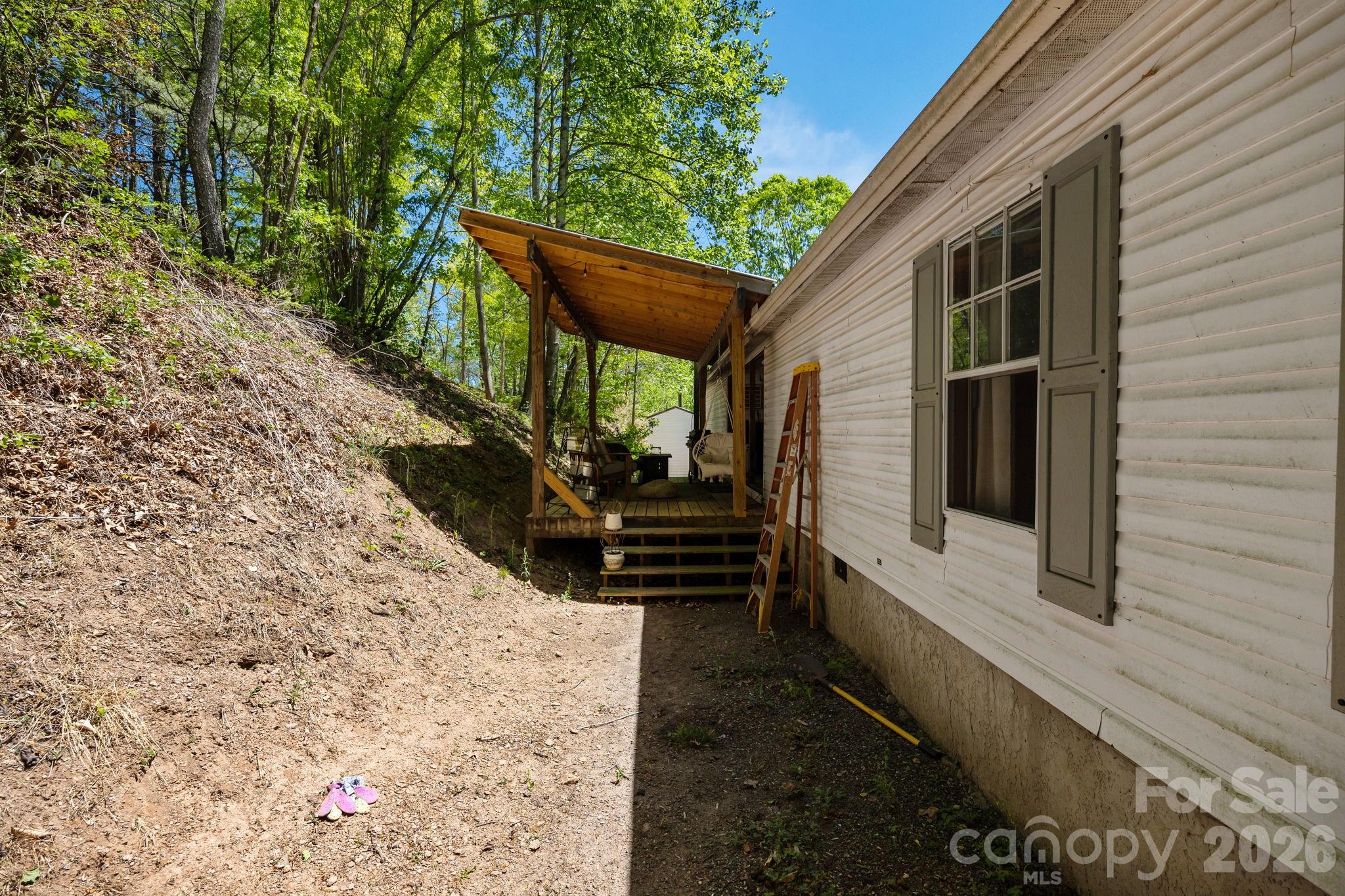 25 Weaver Lane Property Photo 29