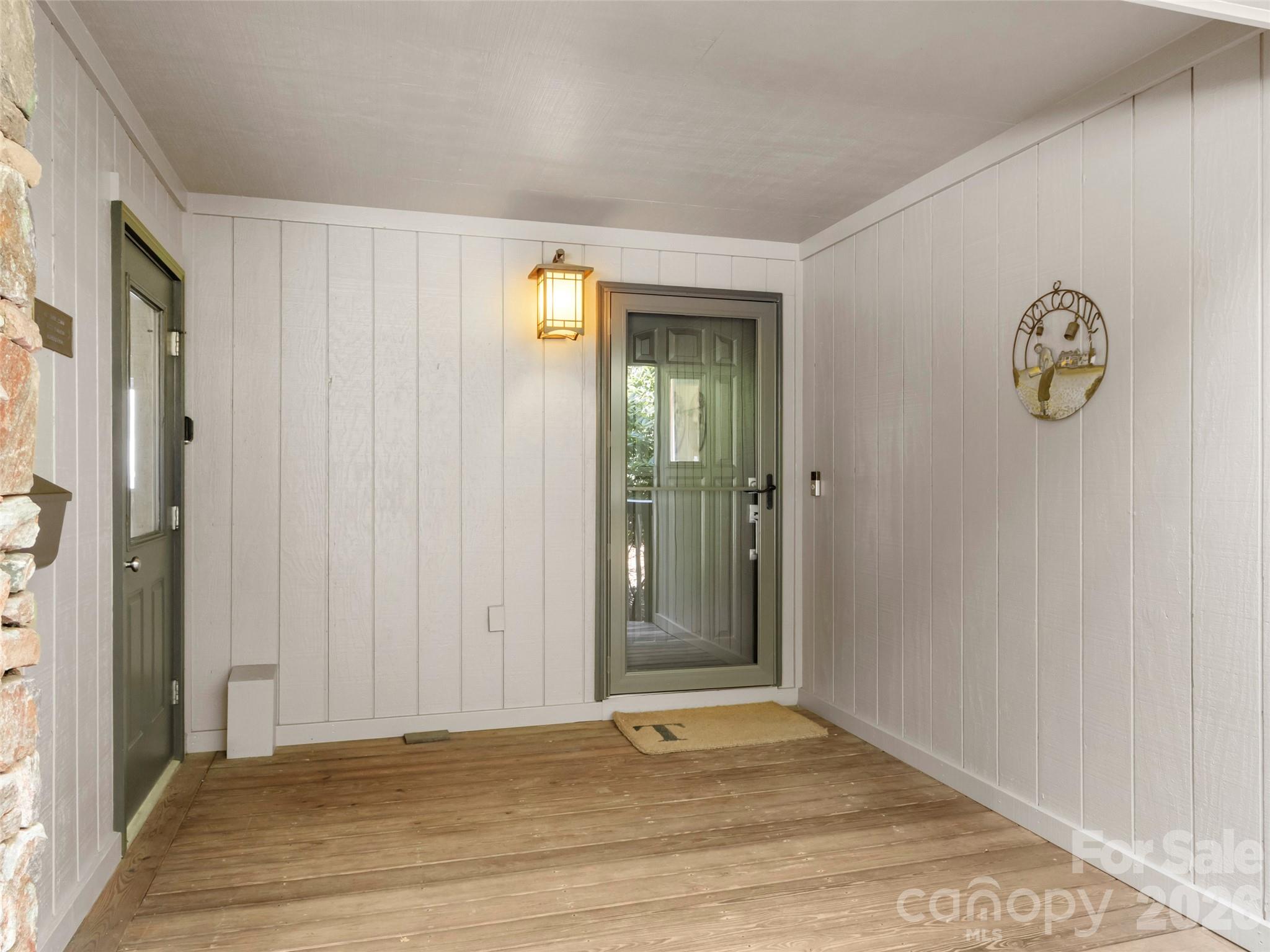 337 Rhododendron Lane Property Photo 2