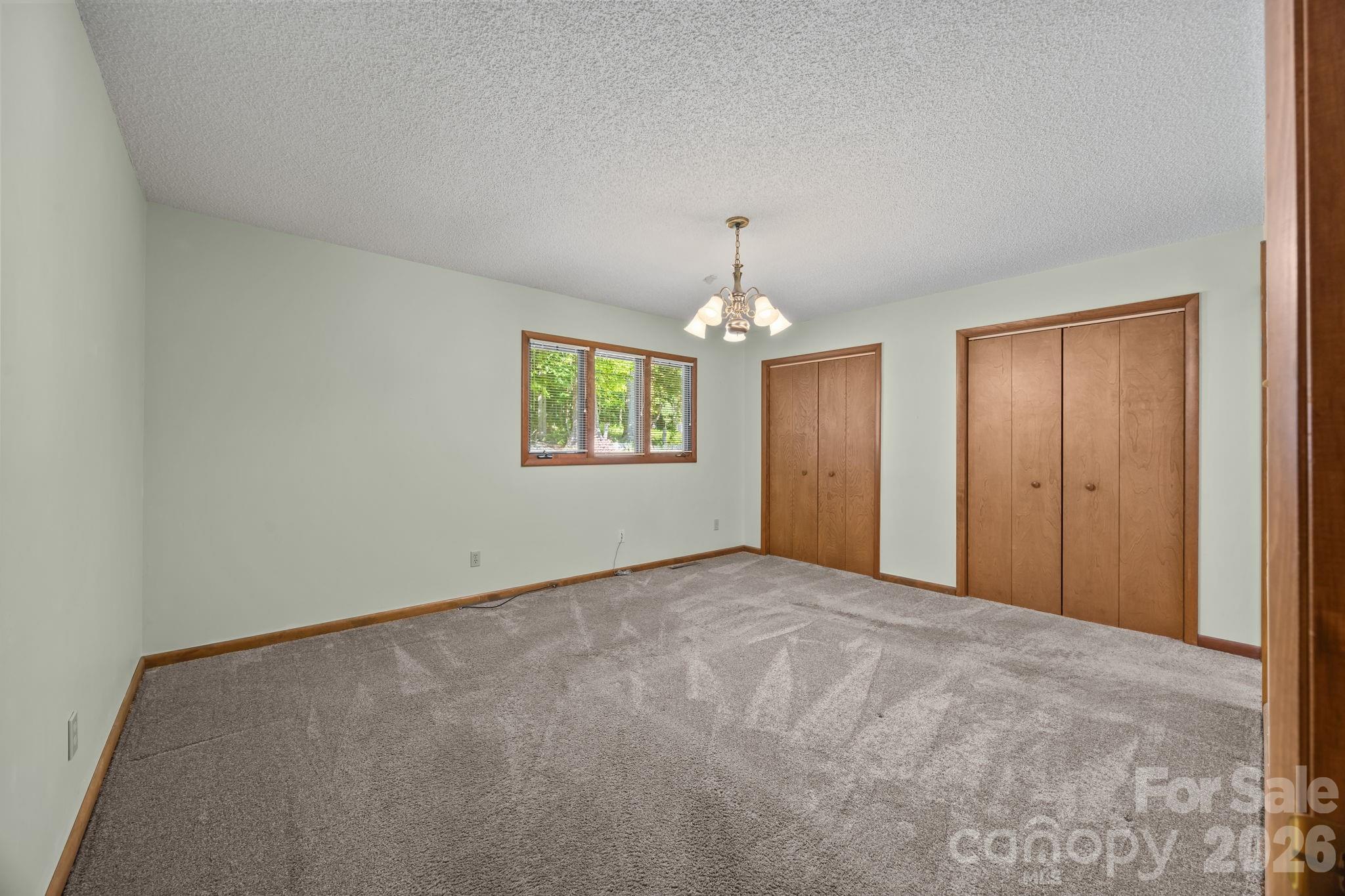 1305 Wellington Hills Circle Property Photo 20