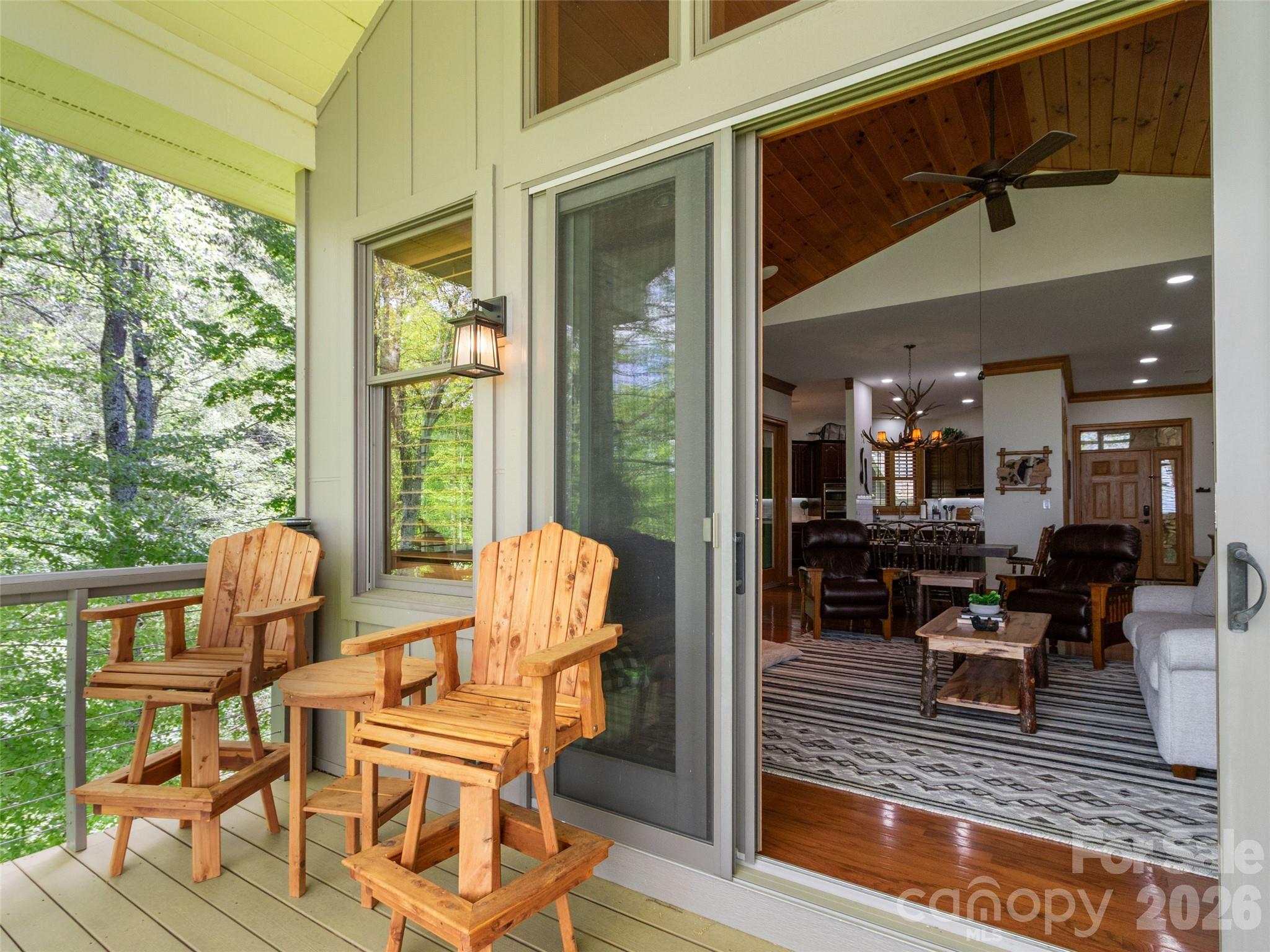 266 Sunset Point Road B2 Property Photo 9