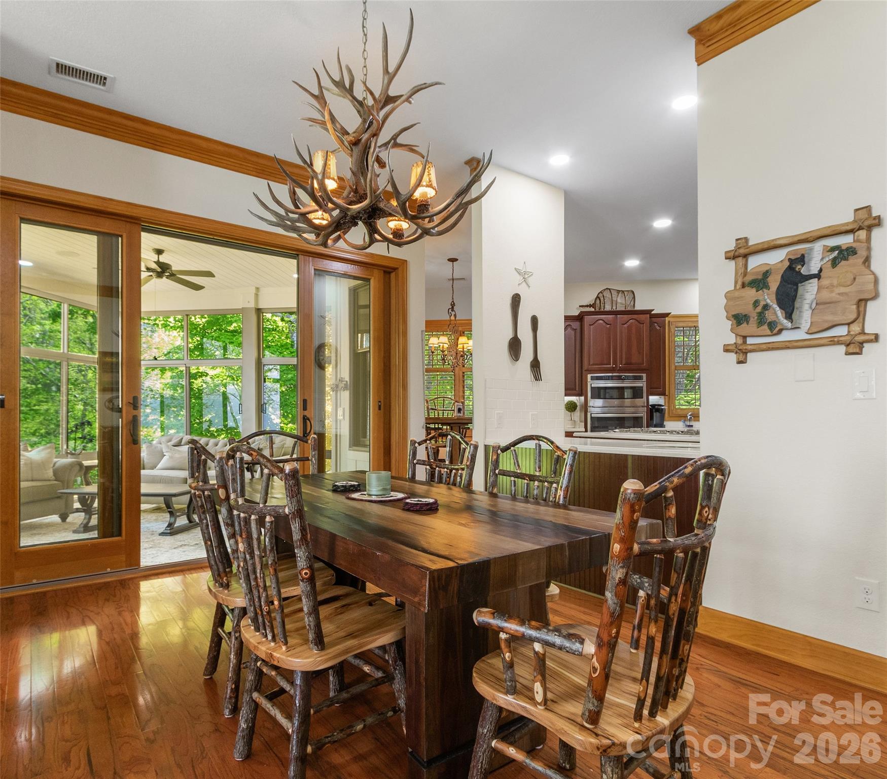 266 Sunset Point Road B2 Property Photo 21