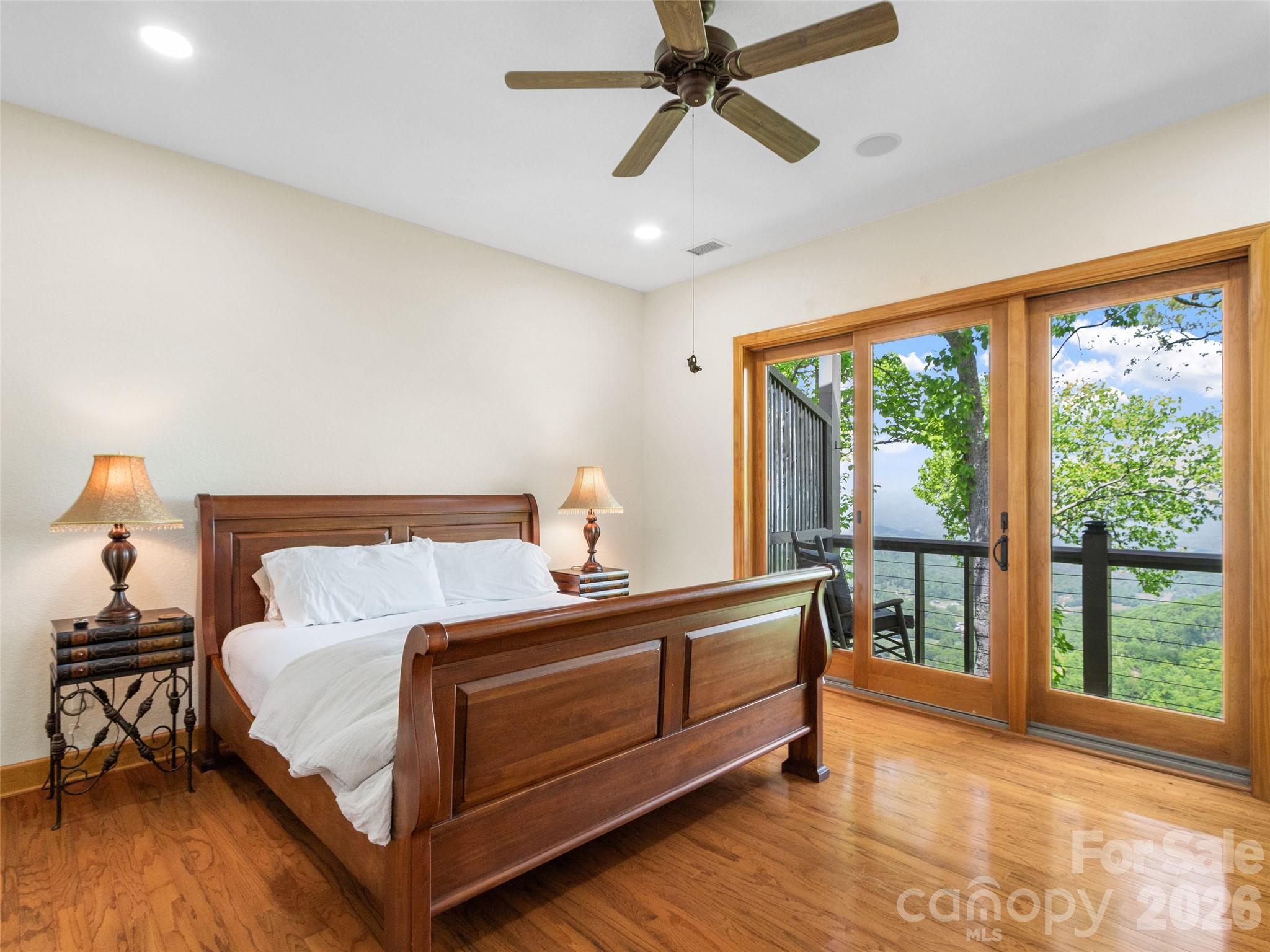 266 Sunset Point Road B2 Property Photo 29