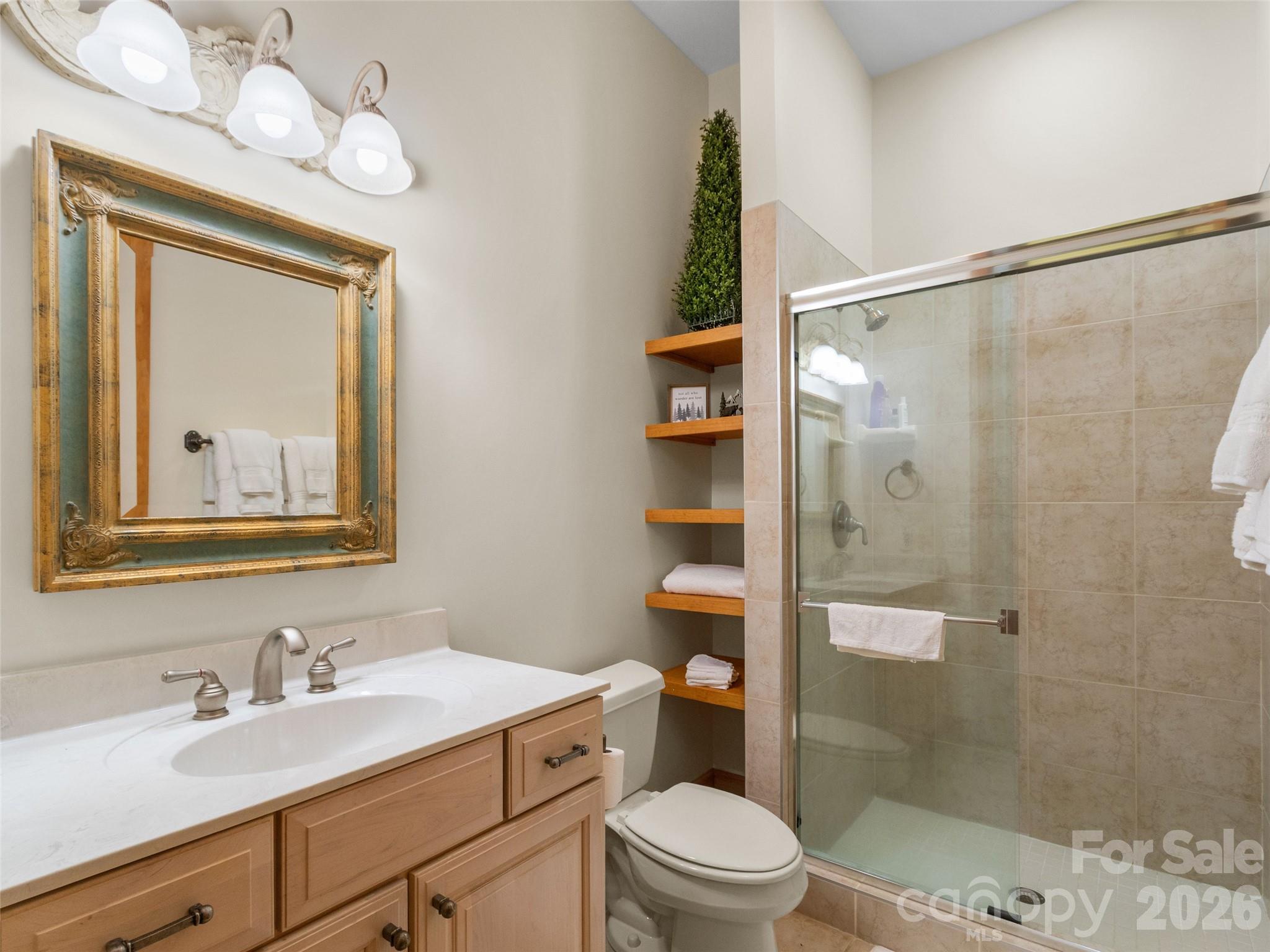 266 Sunset Point Road B2 Property Photo 39