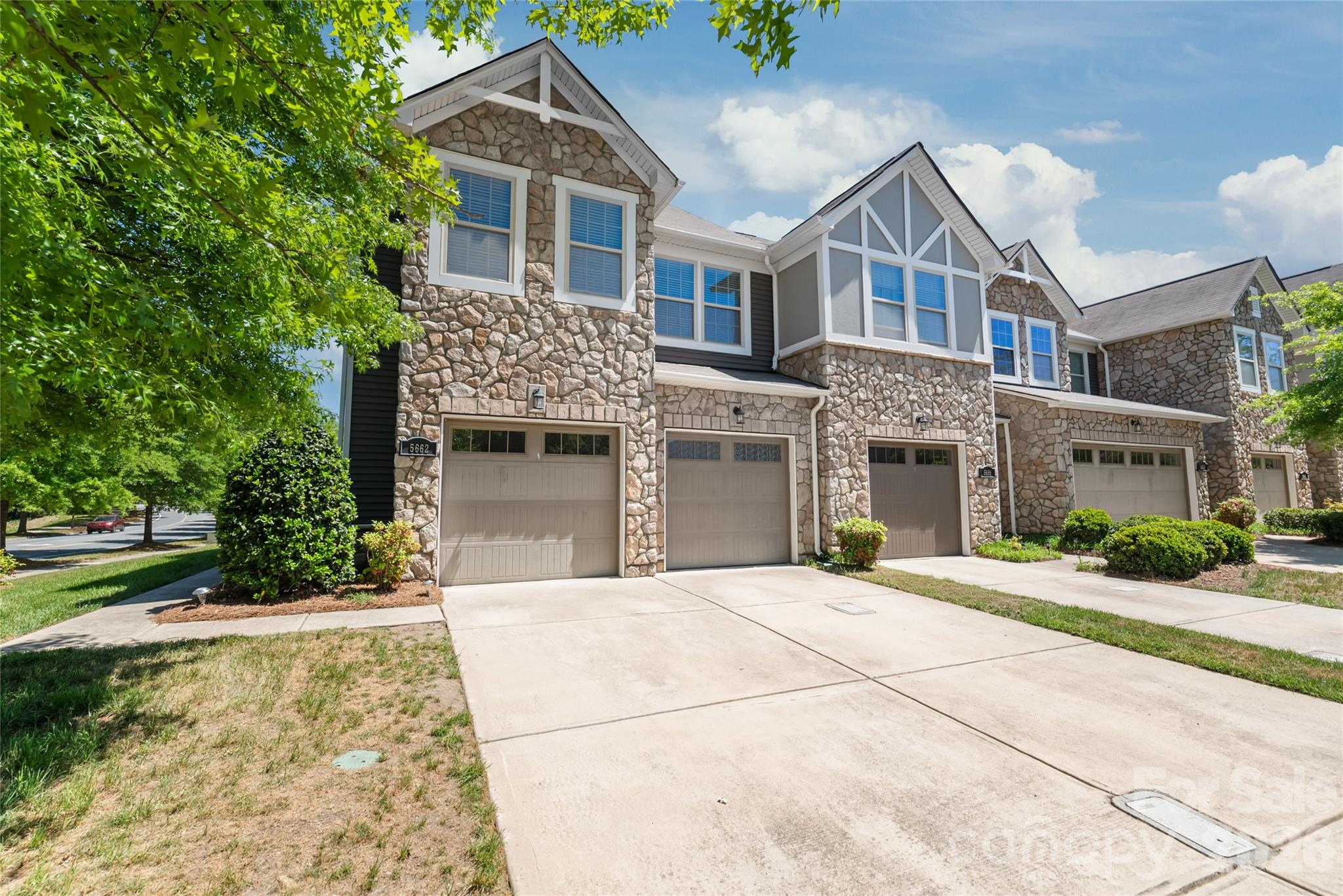 5662 Stonewells Drive Property Photo 1