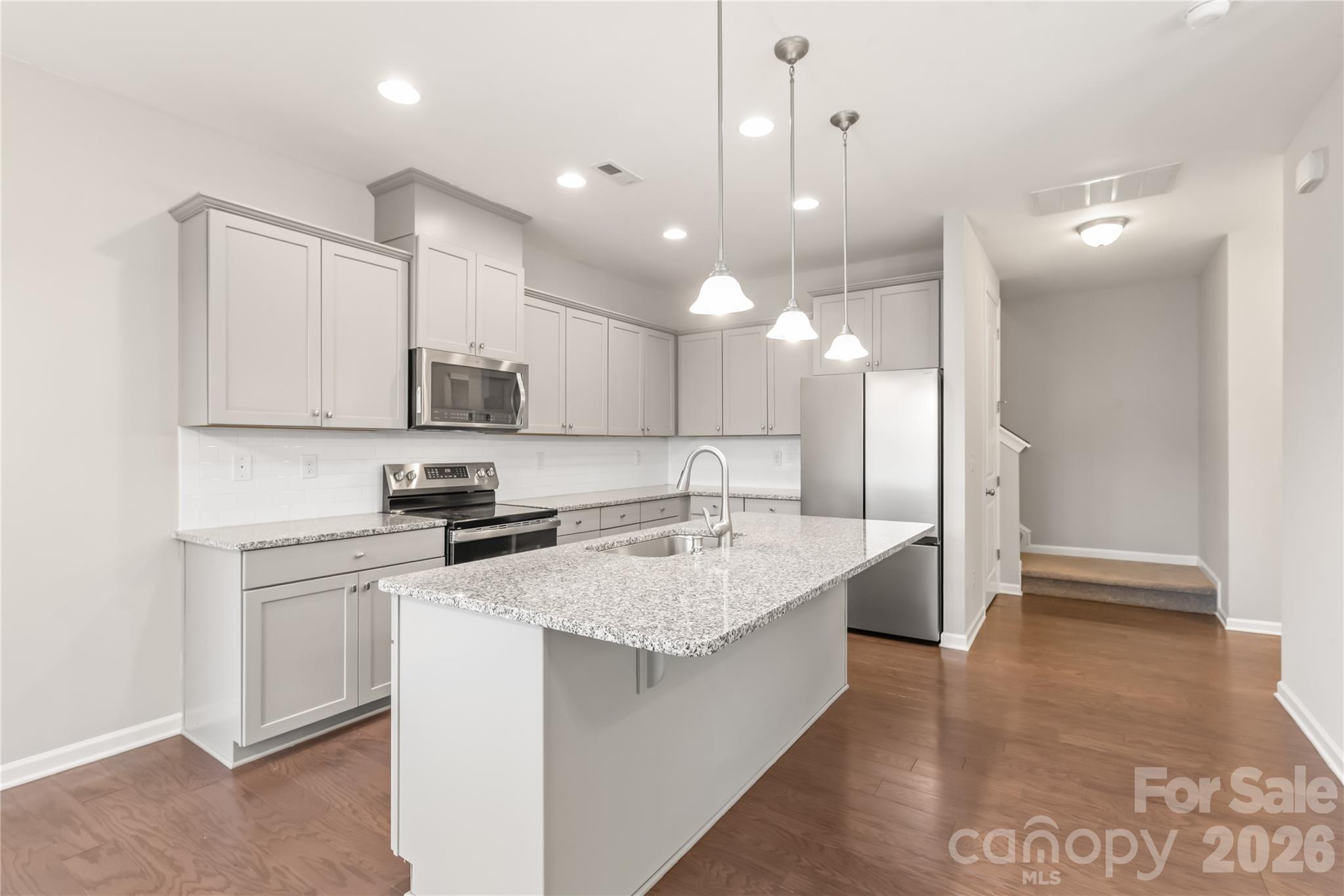 5662 Stonewells Drive Property Photo 8