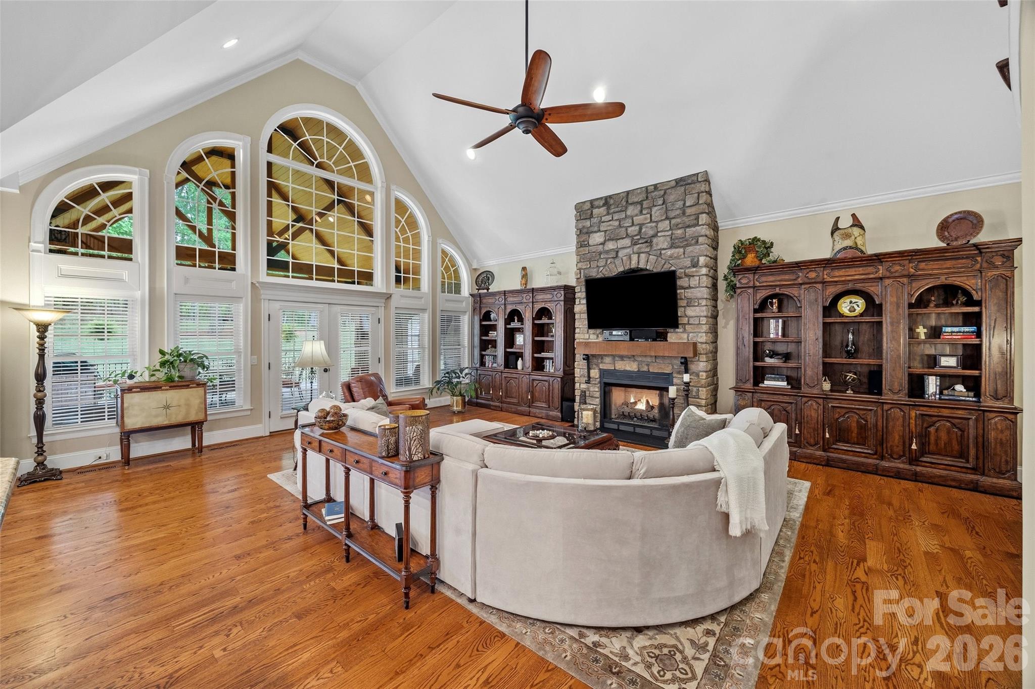 222 Lord Dunluce Street Property Photo 8