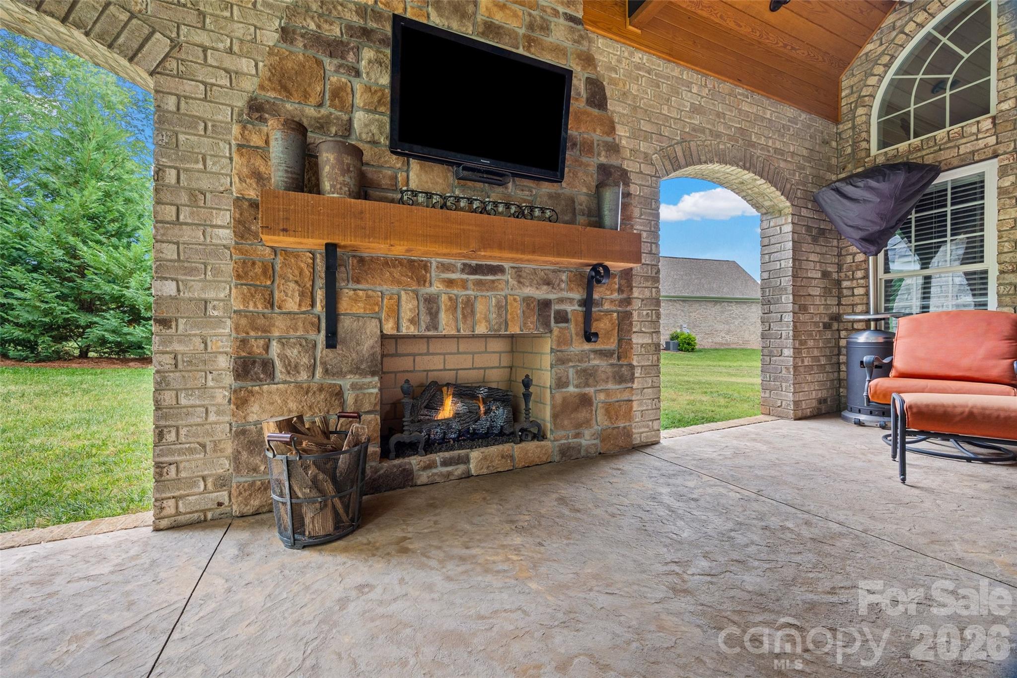 222 Lord Dunluce Street Property Photo 38