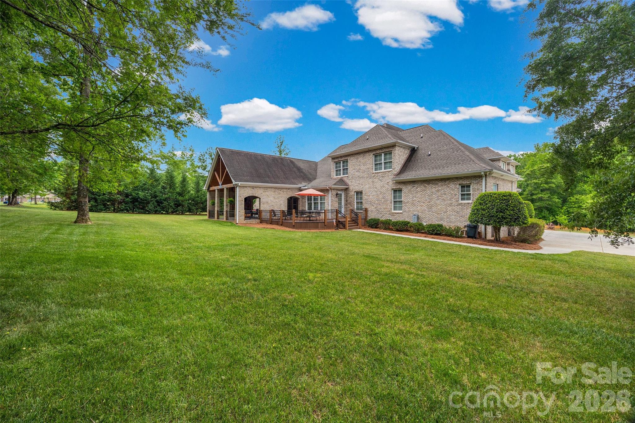 222 Lord Dunluce Street Property Photo 40