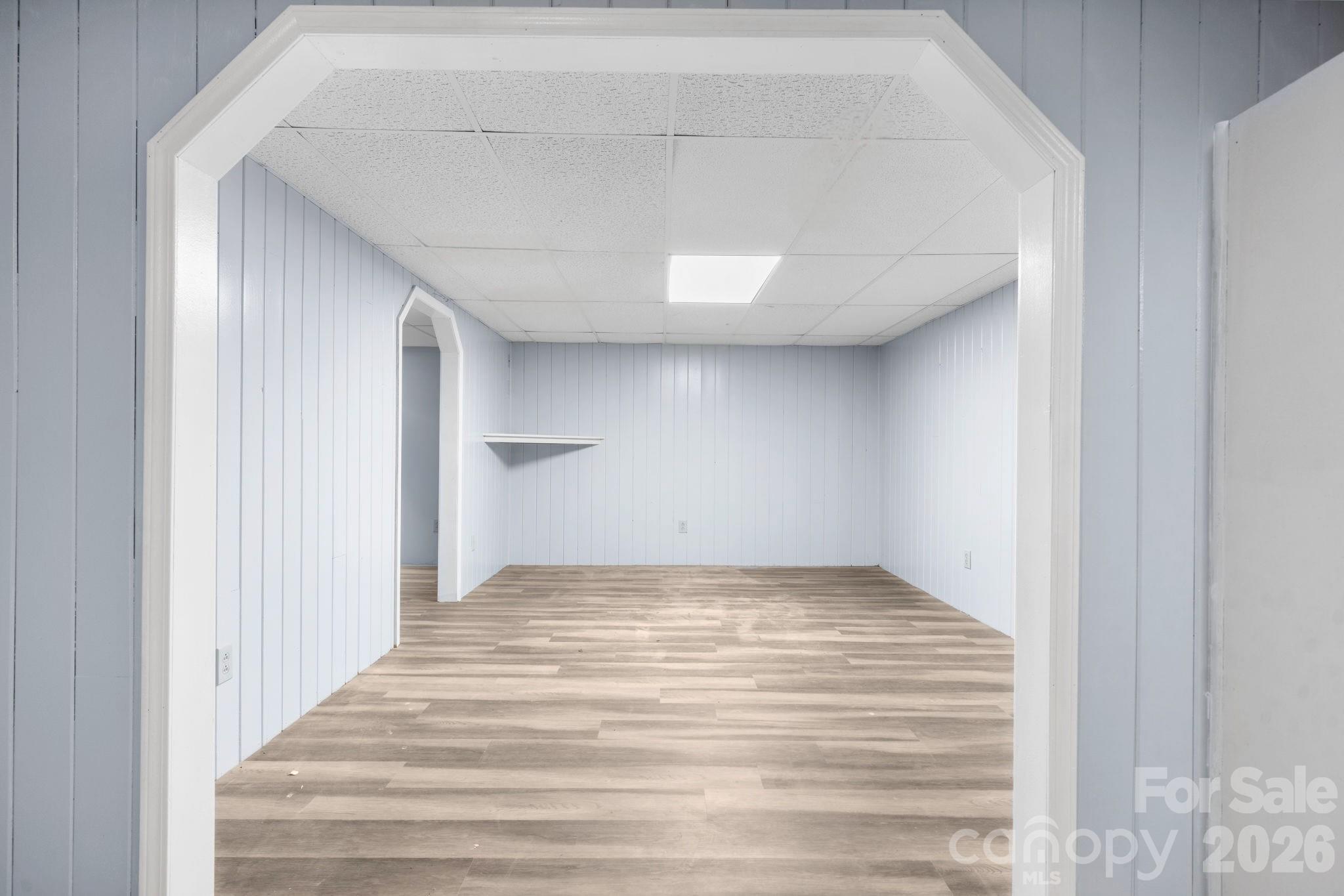 1011 Cambridge Court Property Photo 19