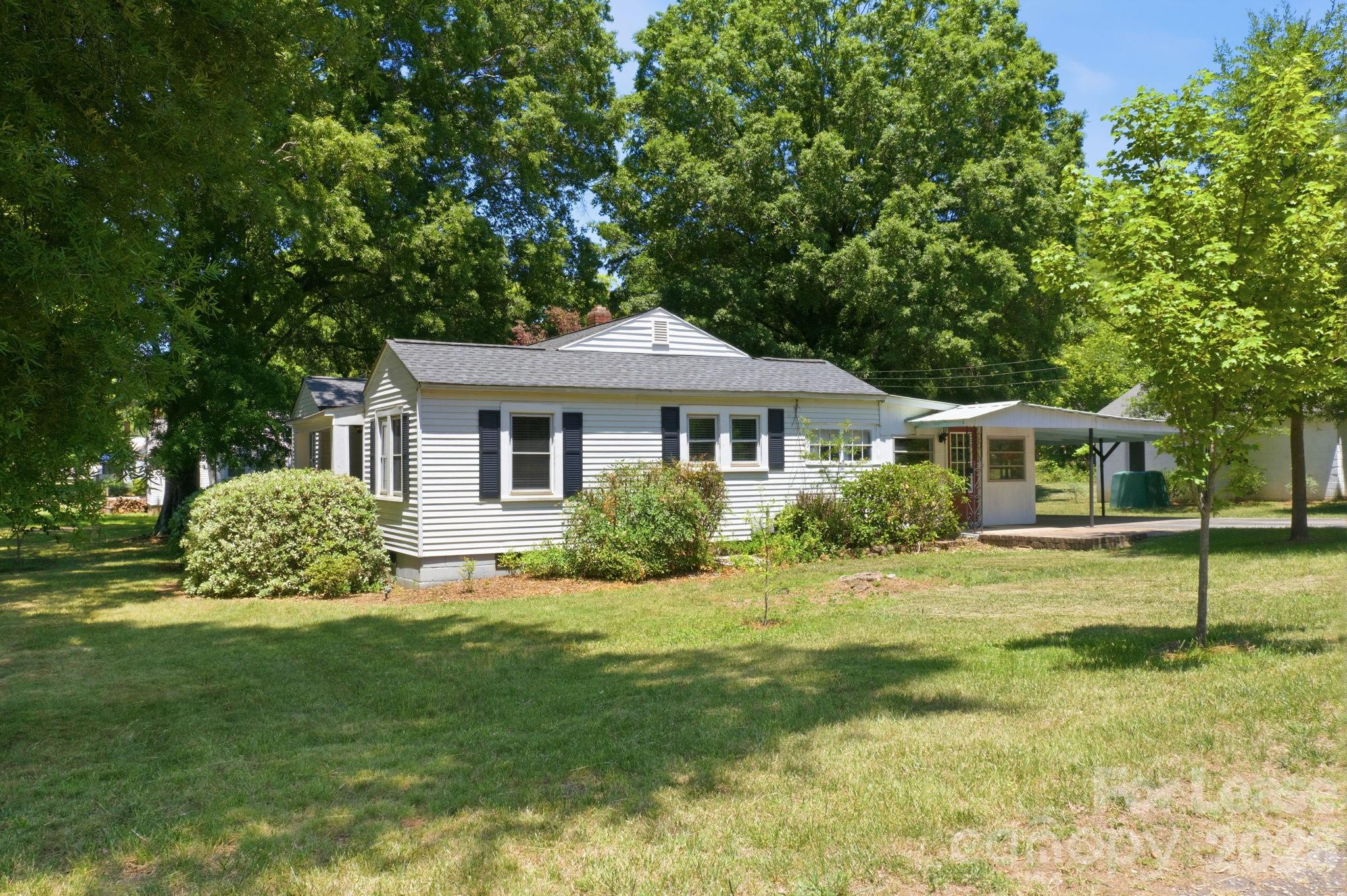 1965 Mecklenburg Highway Property Photo 25