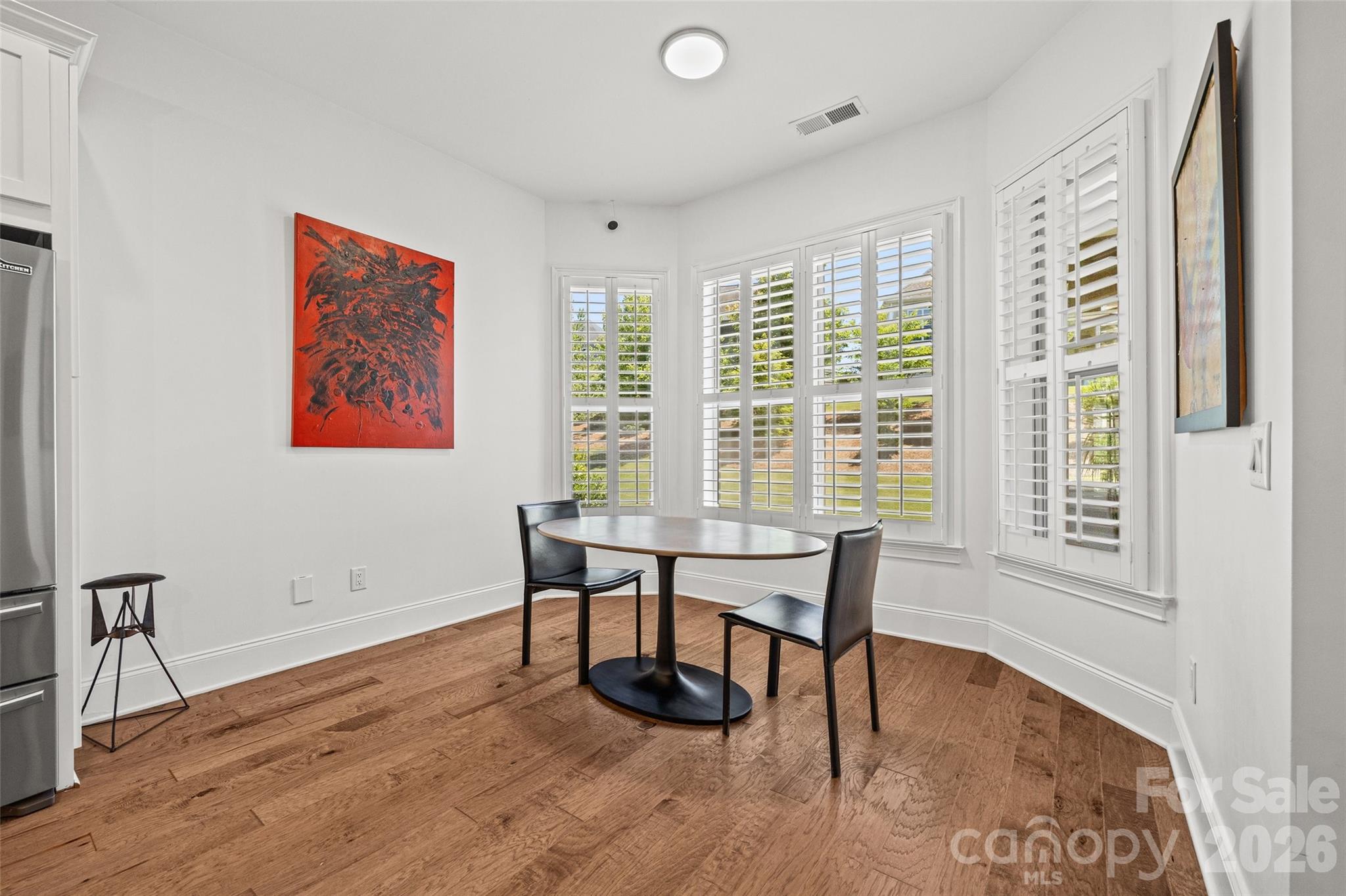15927 Vale Ridge Drive Property Photo 14