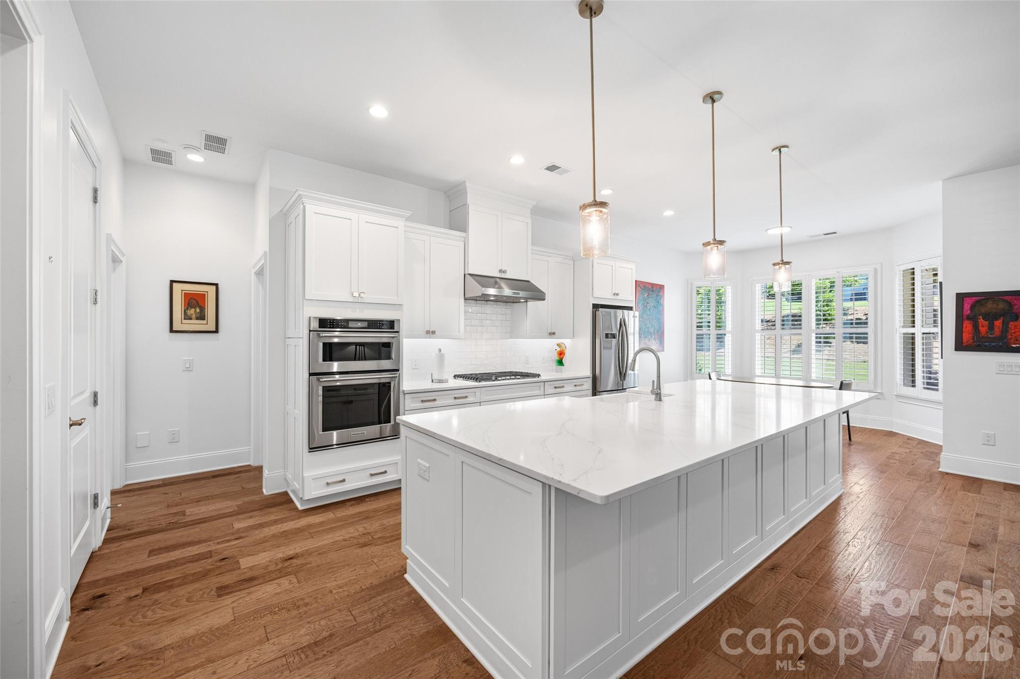15927 Vale Ridge Drive Property Photo 16