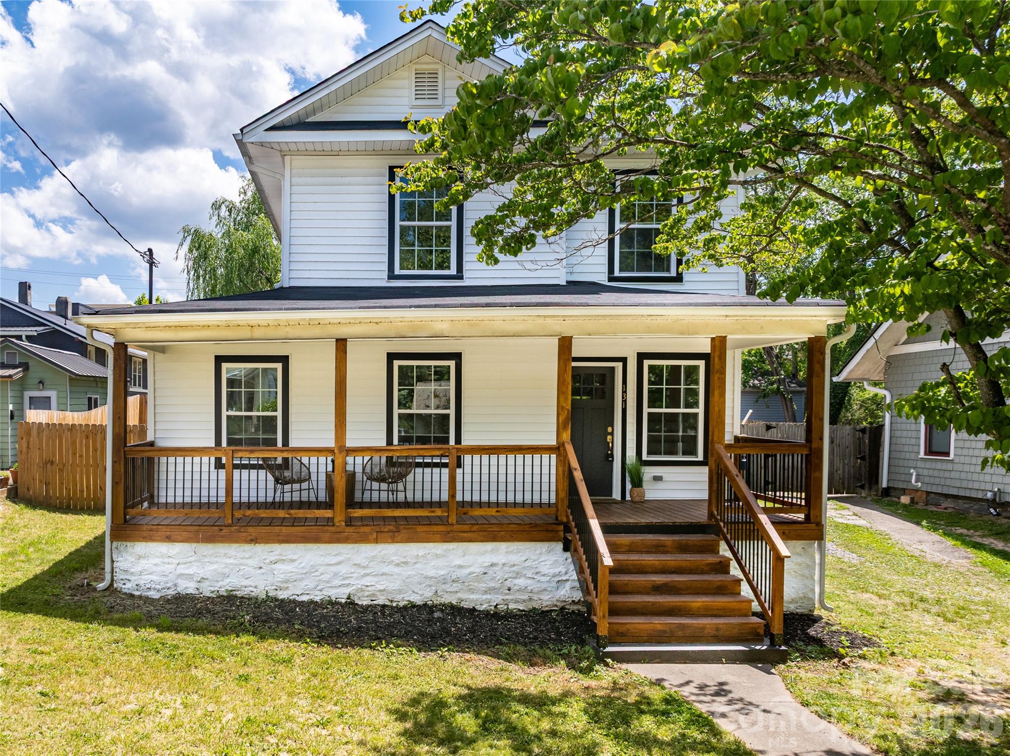 131 Woodrow Avenue Property Photo 1