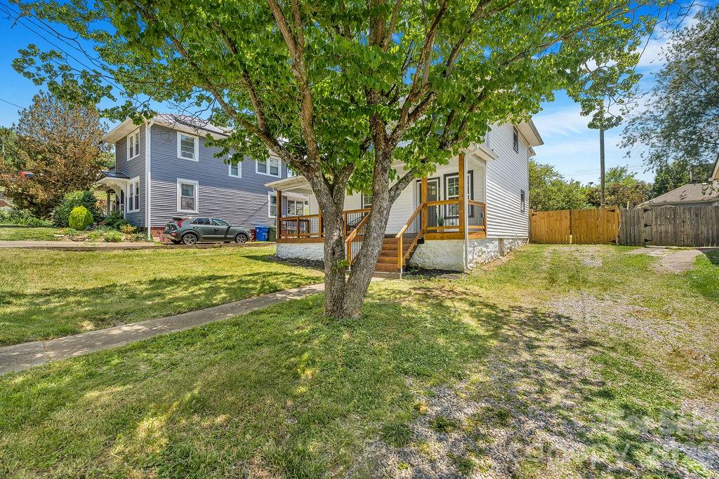 131 Woodrow Avenue Property Photo 6