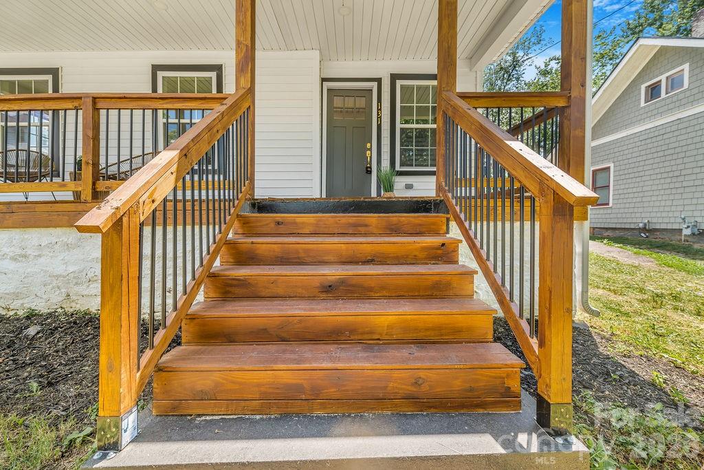 131 Woodrow Avenue Property Photo 7