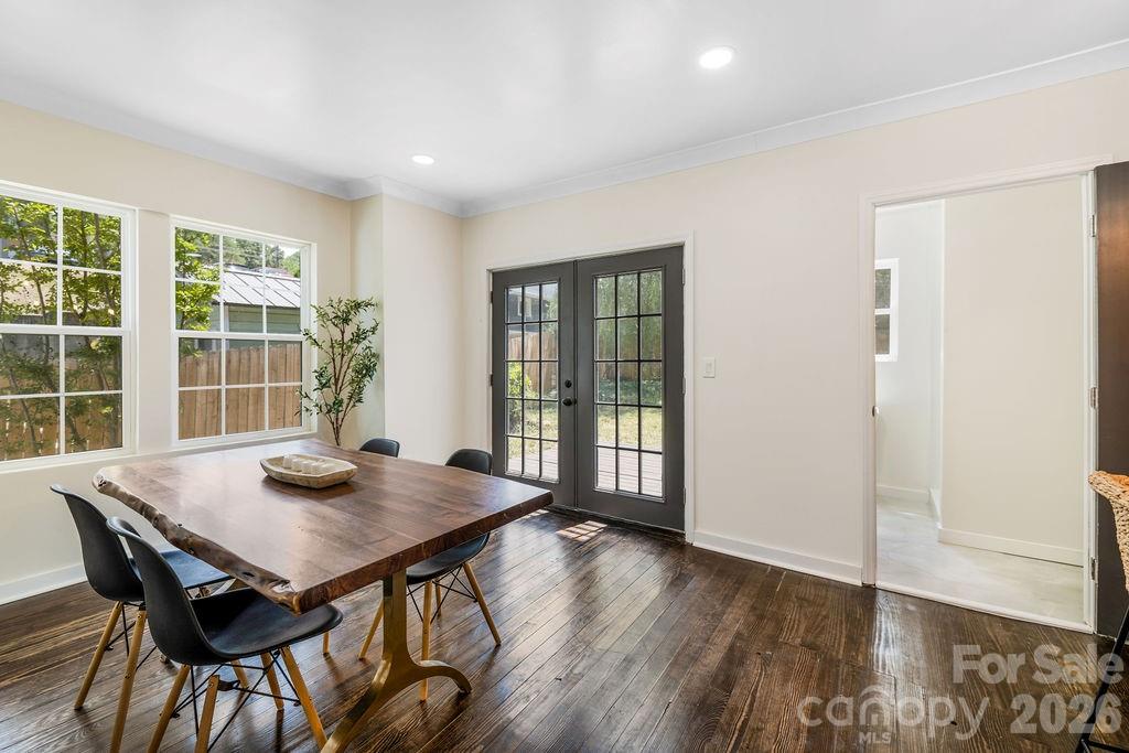 131 Woodrow Avenue Property Photo 13