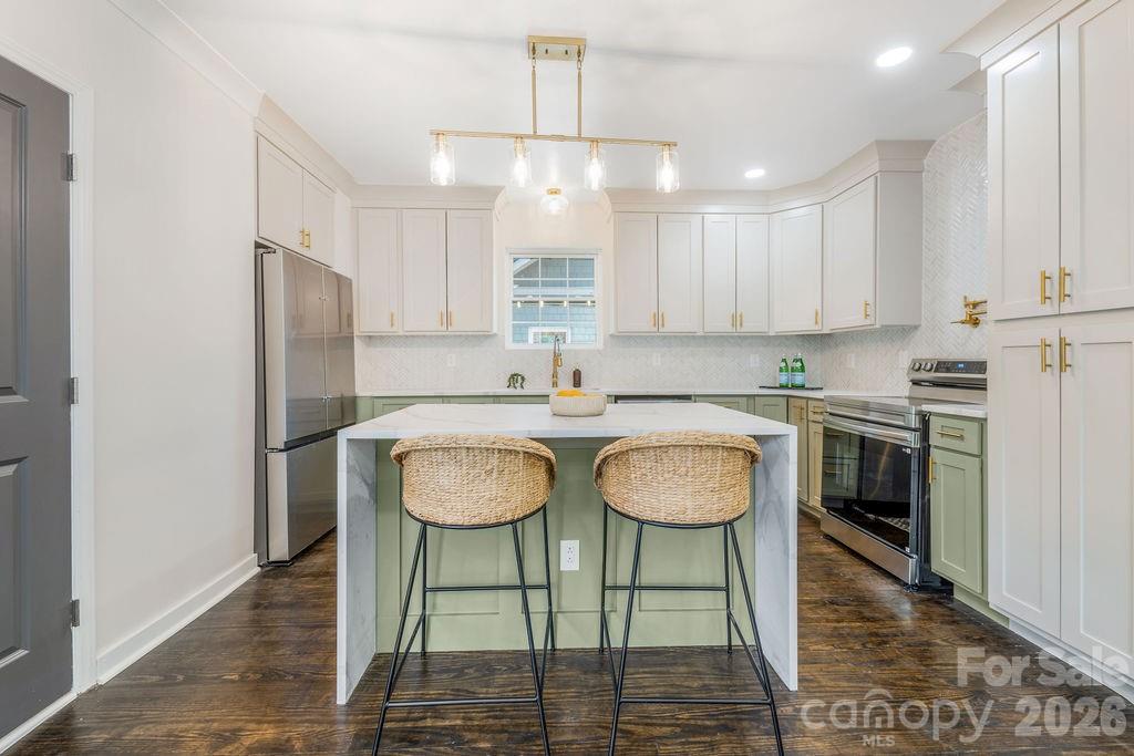 131 Woodrow Avenue Property Photo 15