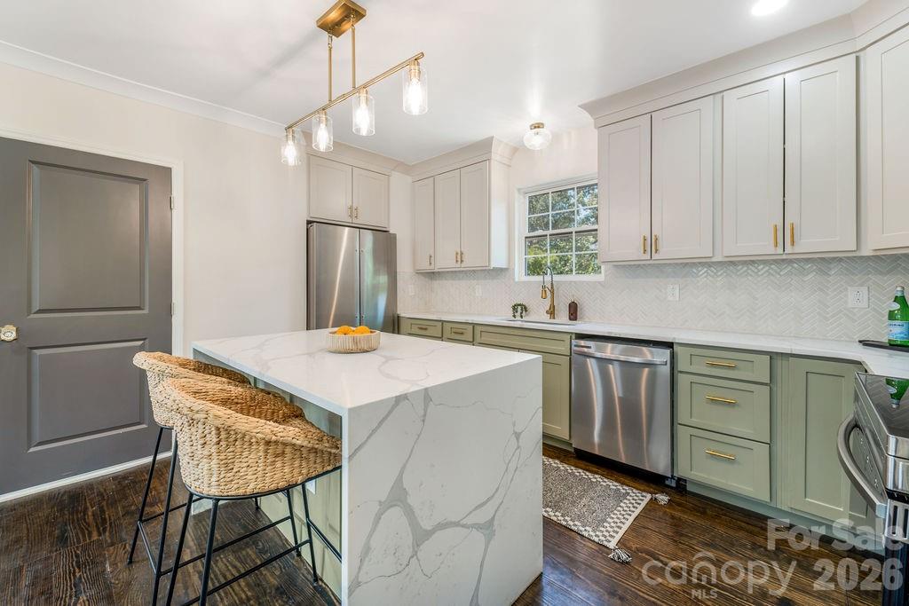 131 Woodrow Avenue Property Photo 16