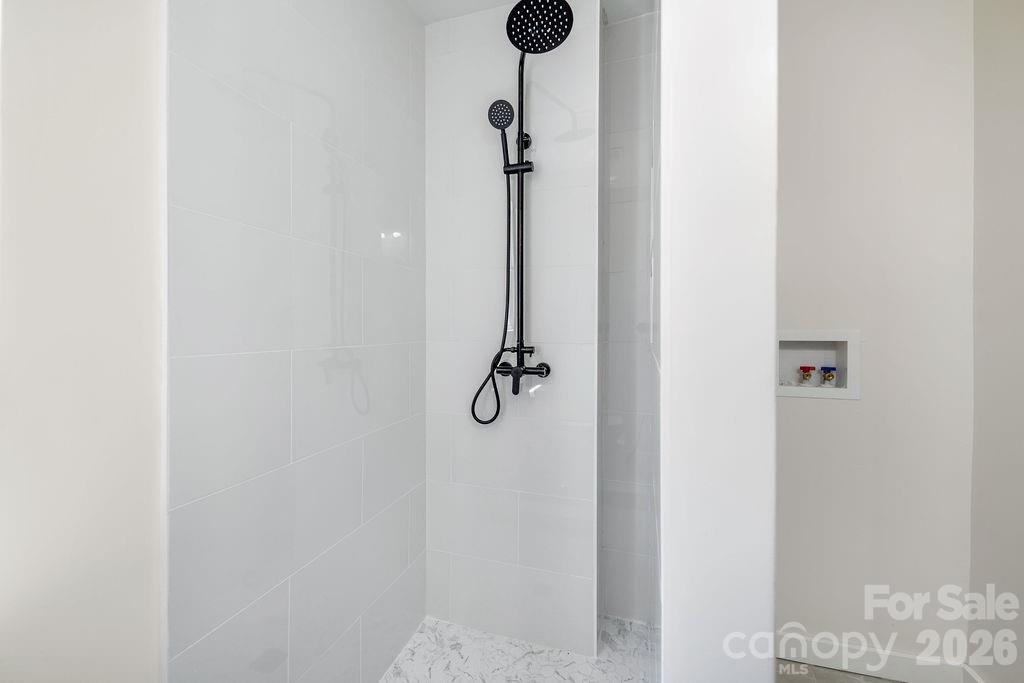 131 Woodrow Avenue Property Photo 37
