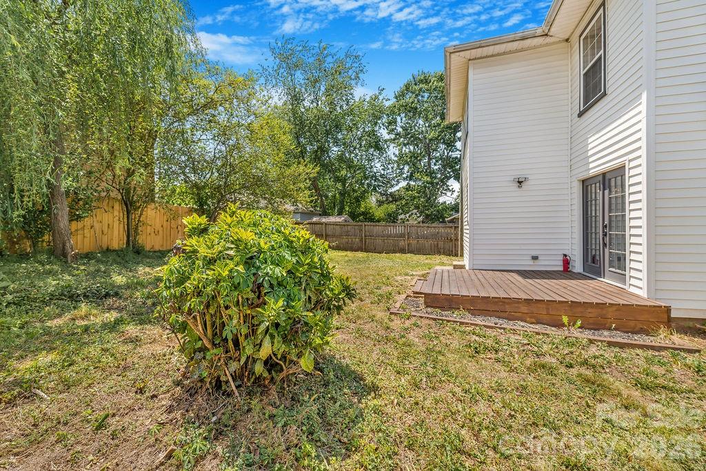 131 Woodrow Avenue Property Photo 40