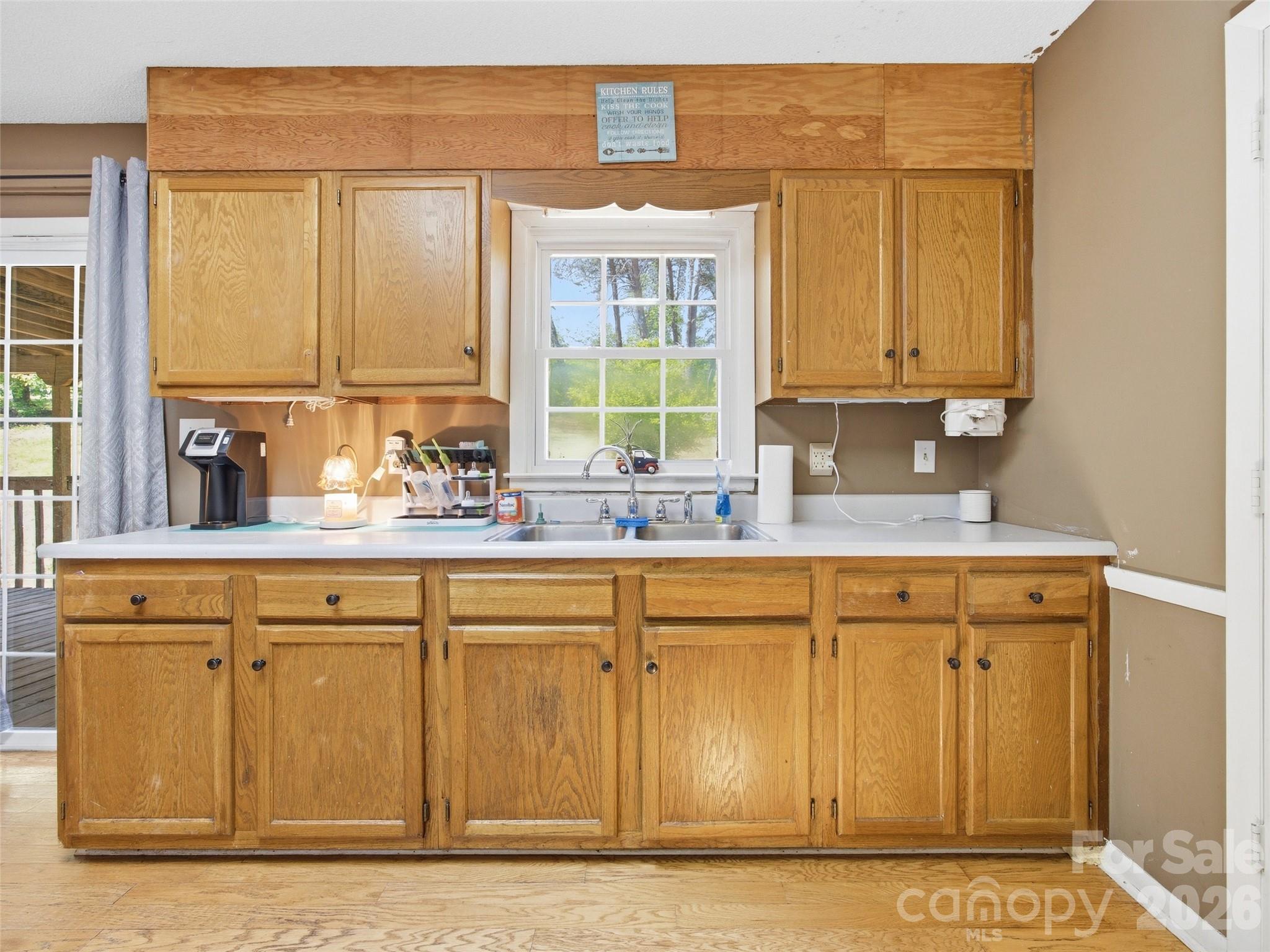 450 Washington Street Property Photo 10