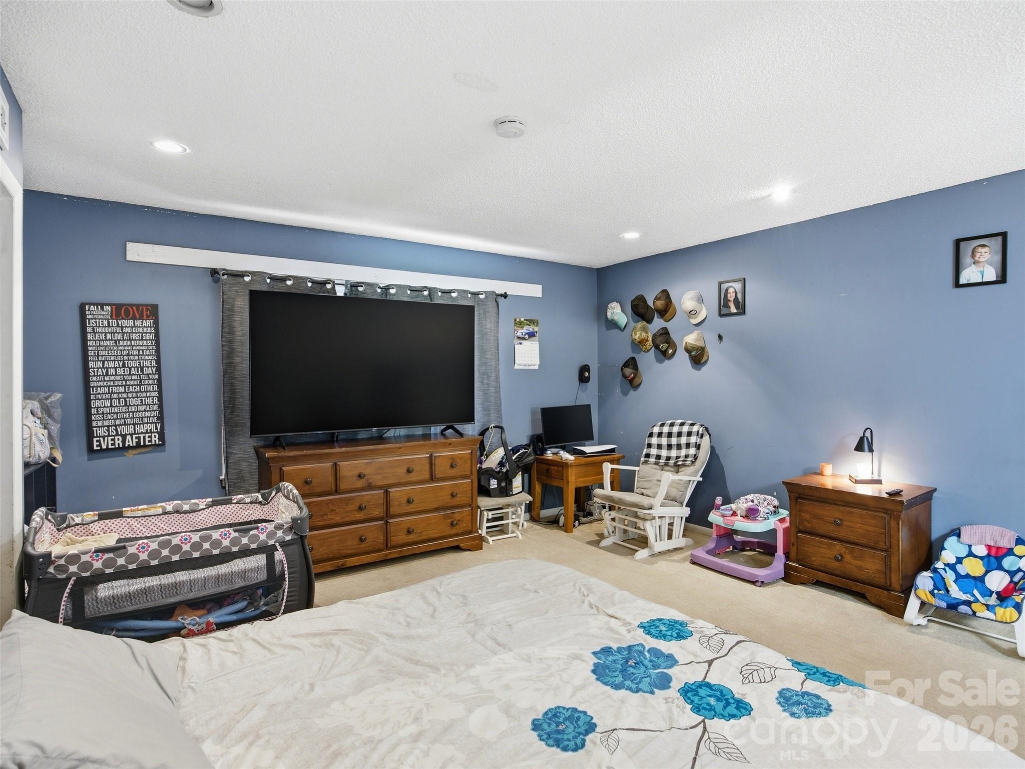 450 Washington Street Property Photo 16