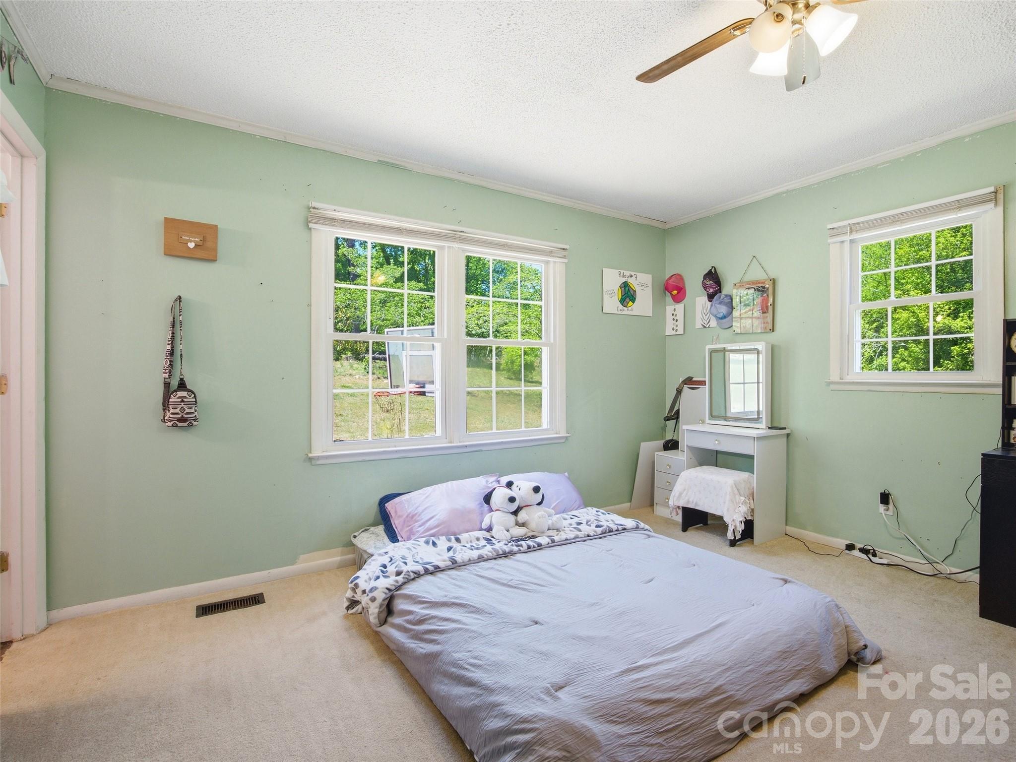 450 Washington Street Property Photo 17
