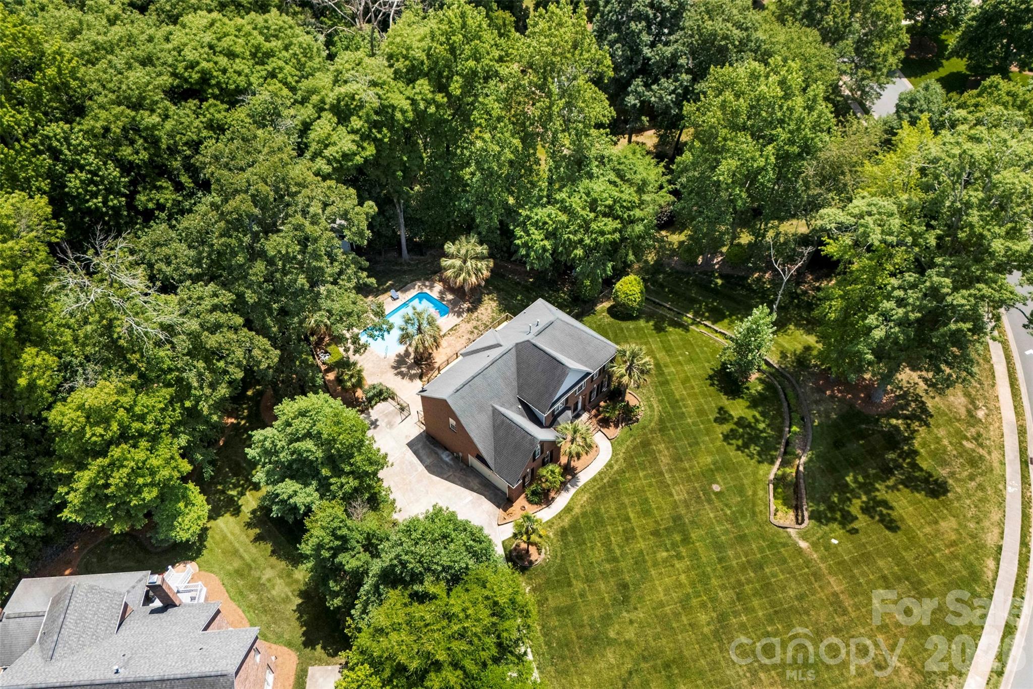 6520 Hollow Oak Drive Property Photo 41