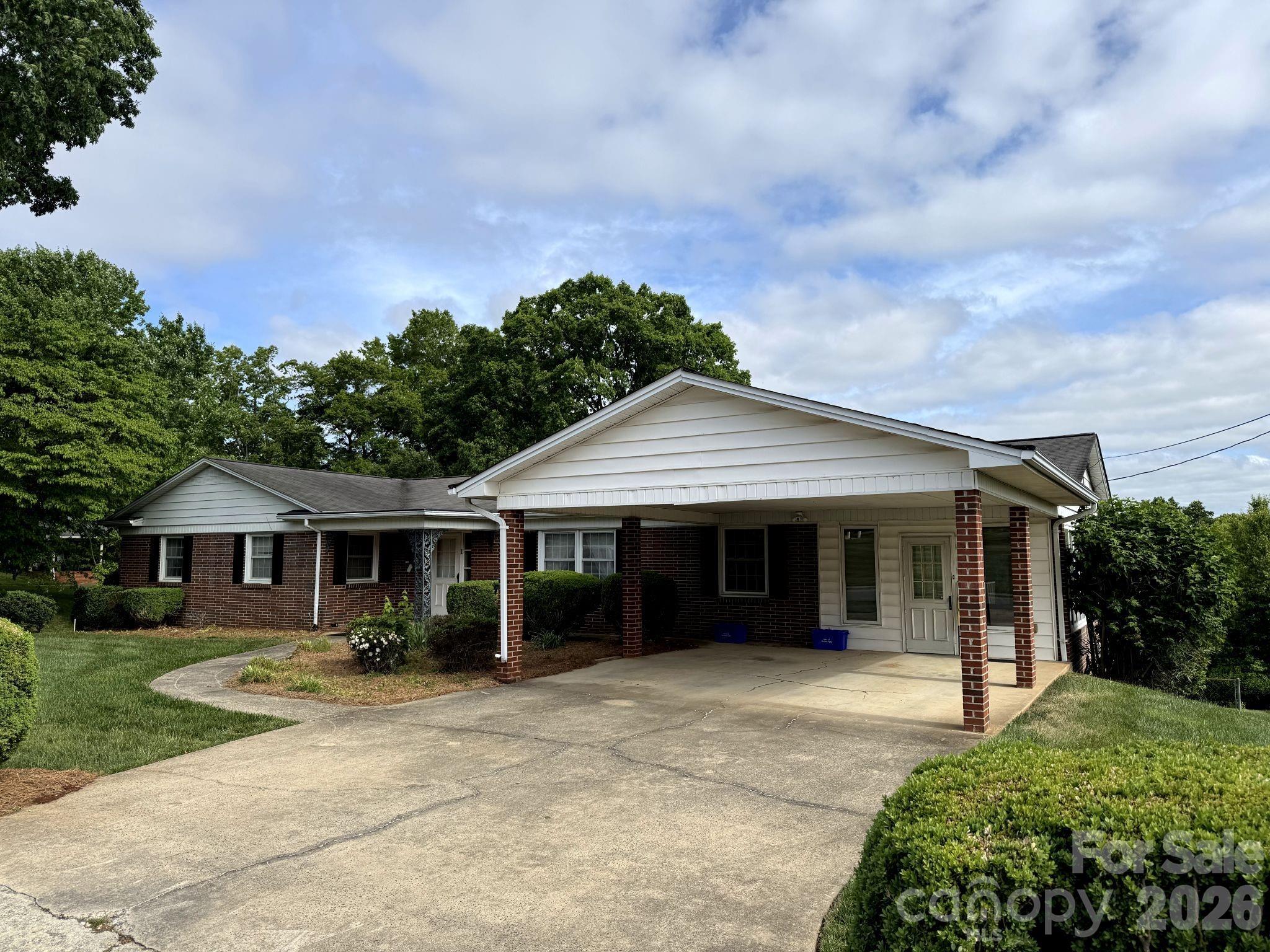 1 Clearview Street Property Photo 1