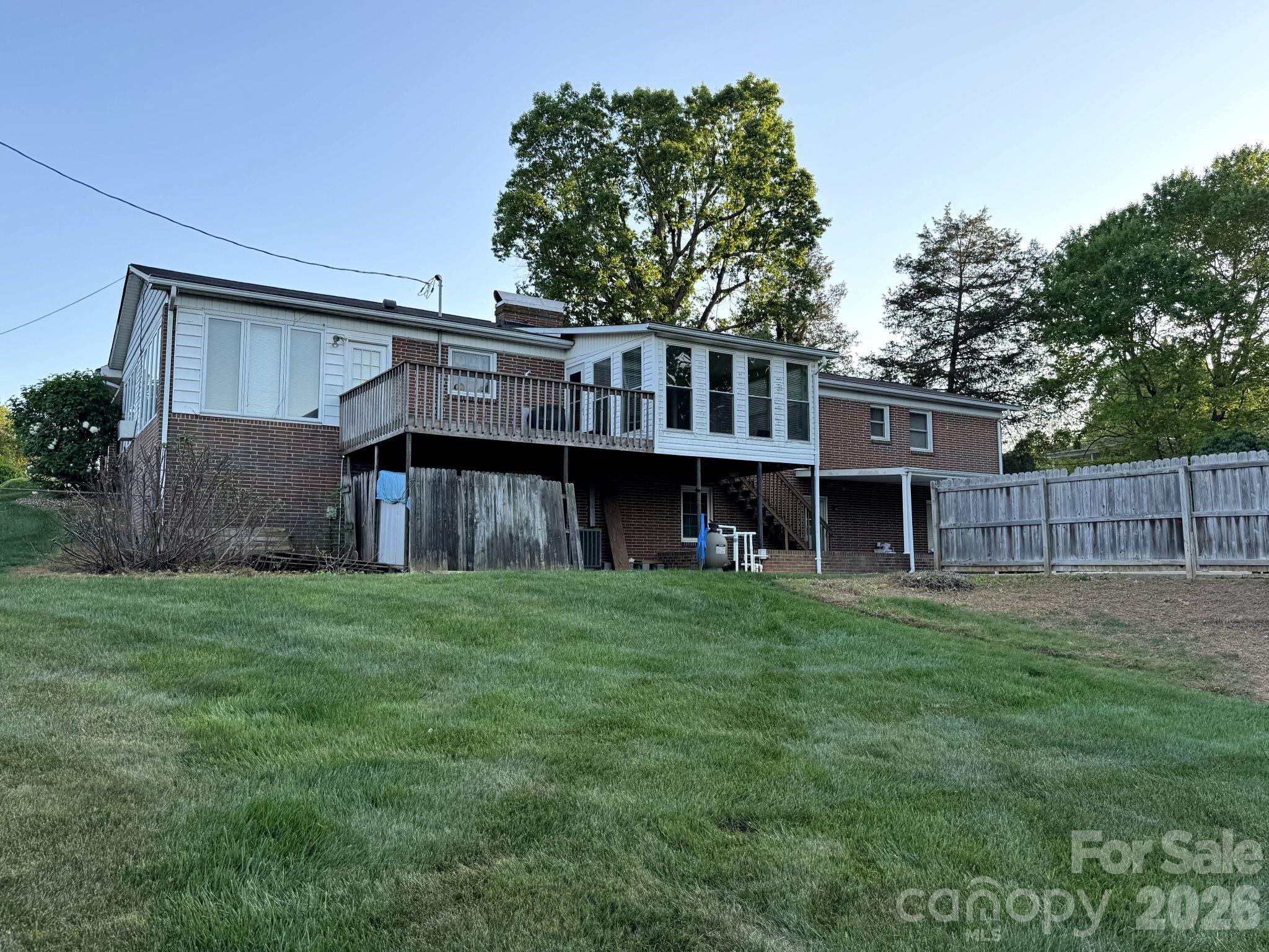 1 Clearview Street Property Photo 5