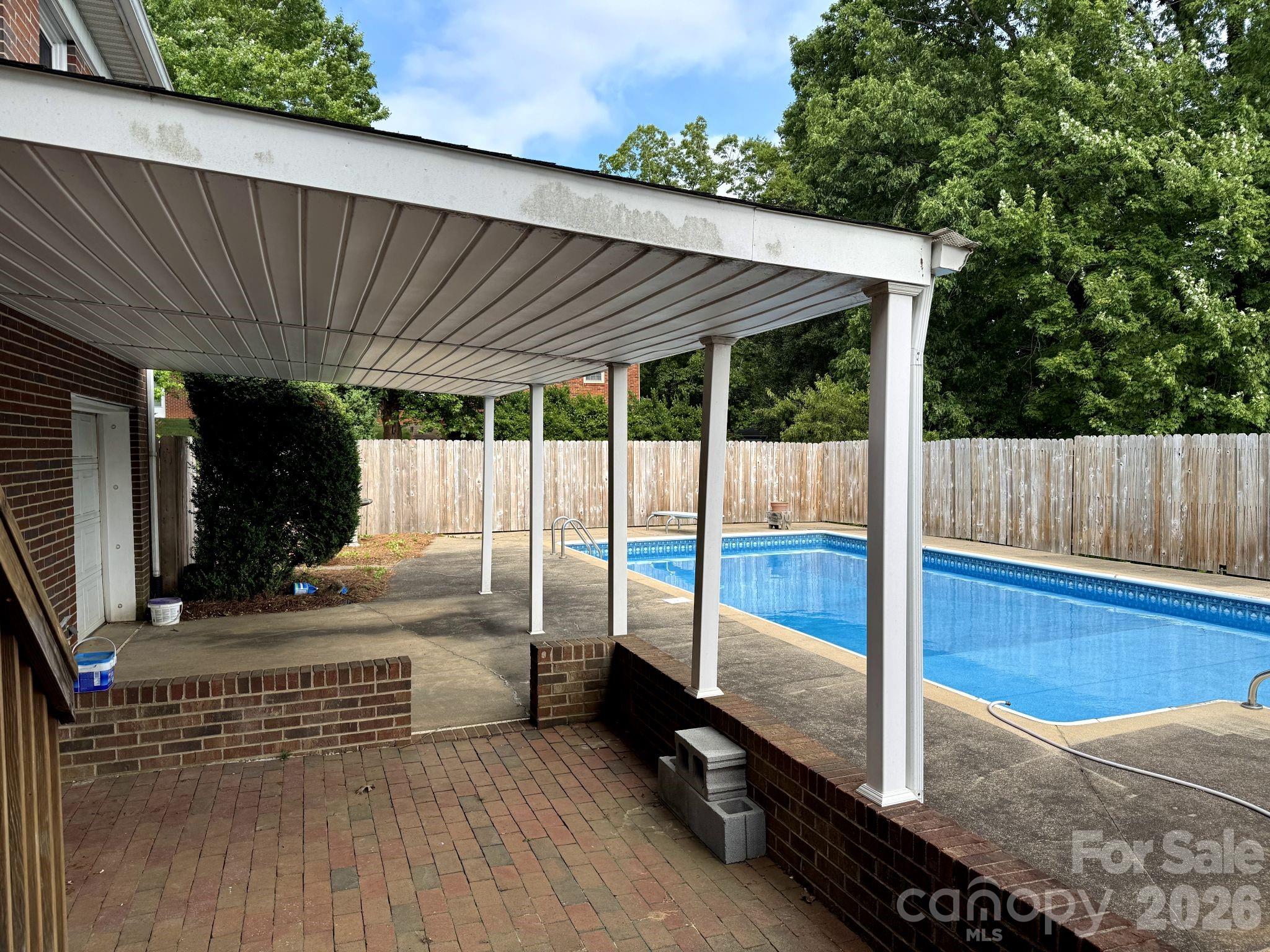 1 Clearview Street Property Photo 8