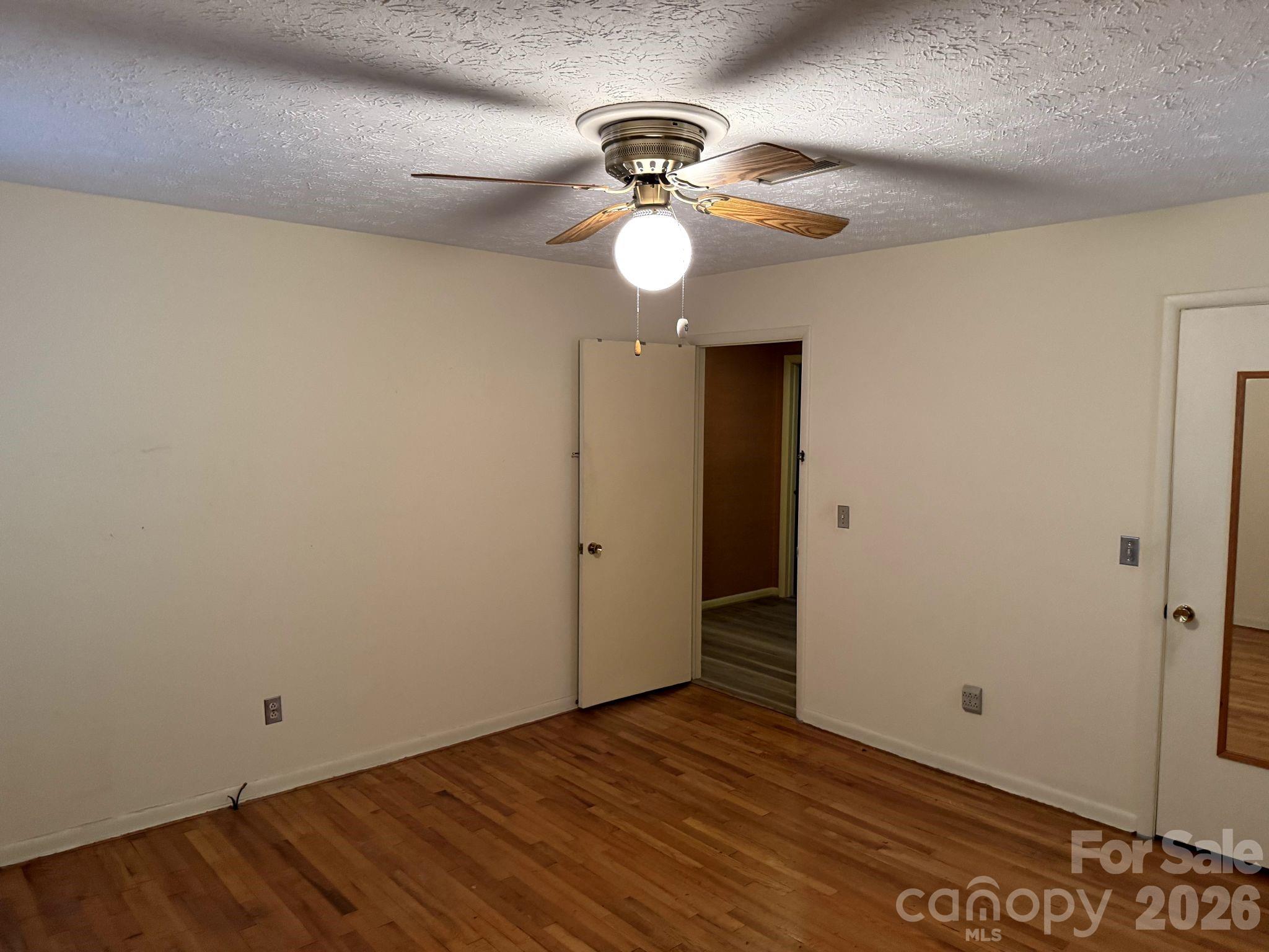 1 Clearview Street Property Photo 31