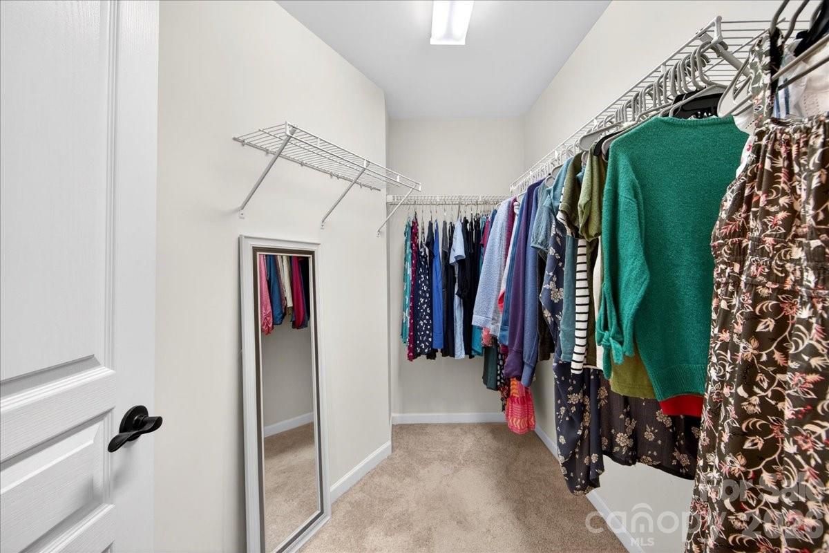 6453 Silver Star Lane Property Photo 29