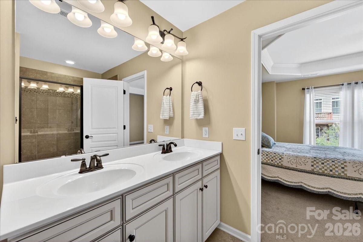 6453 Silver Star Lane Property Photo 31