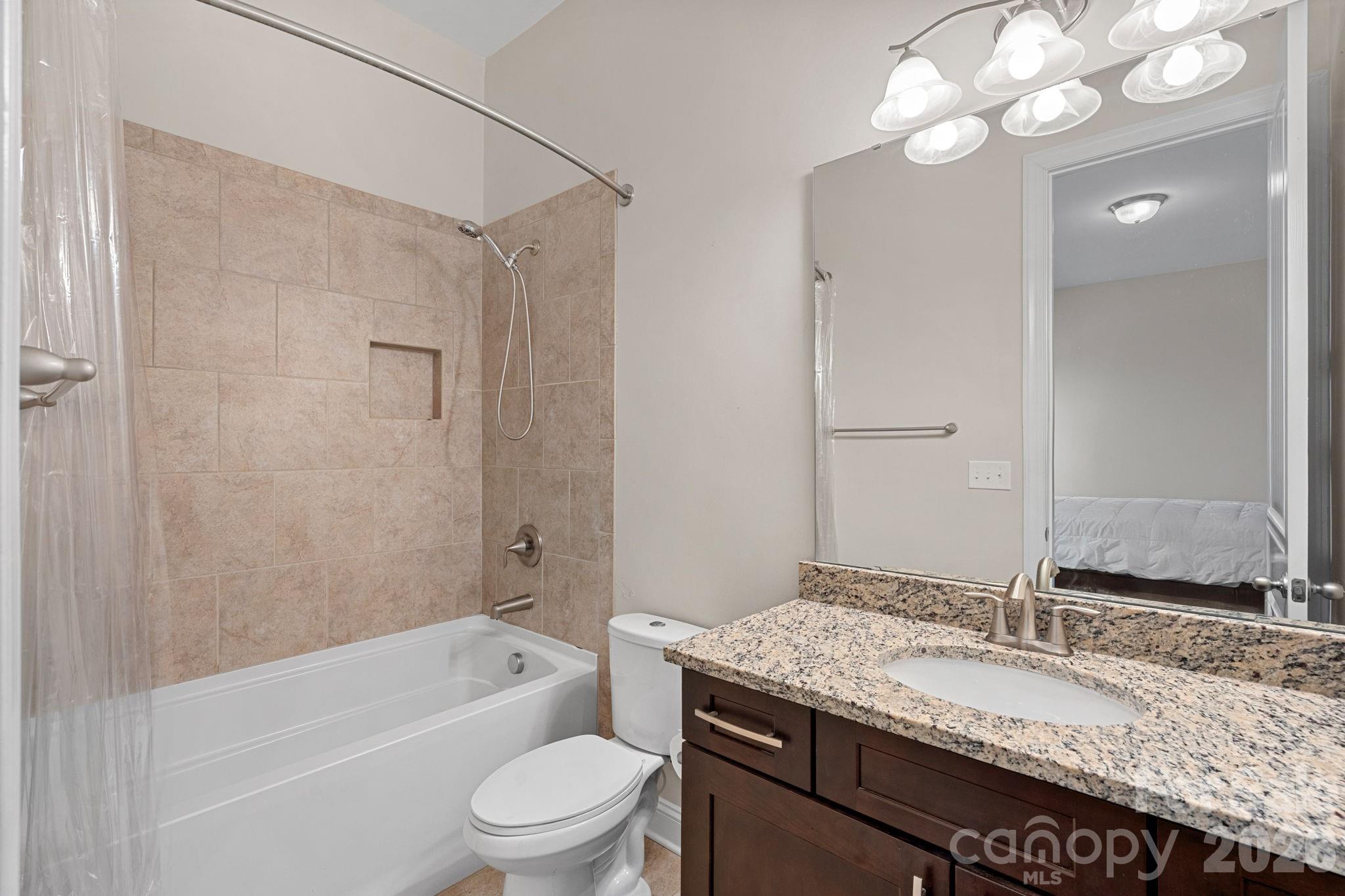897 Tyne Drive Property Photo 13