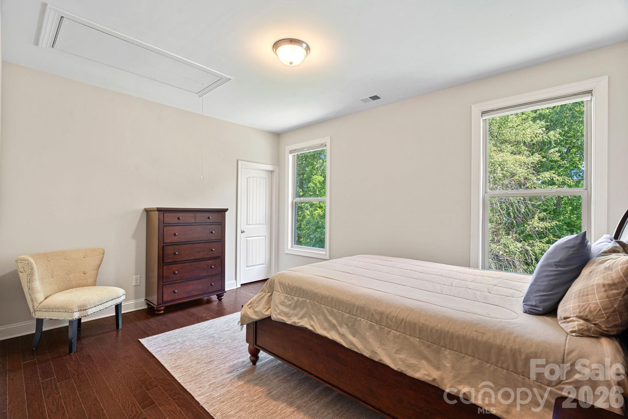 897 Tyne Drive Property Photo 15