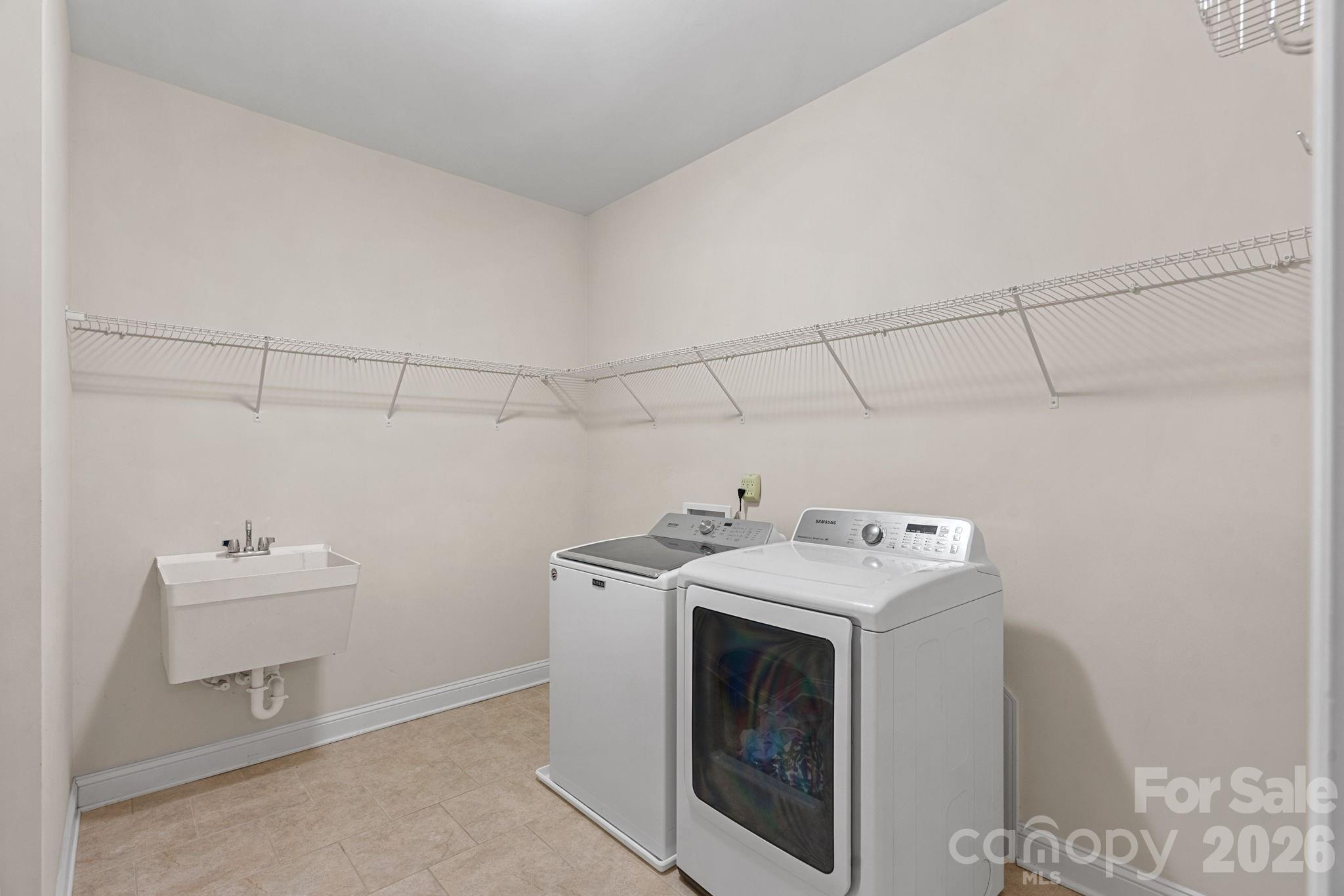 897 Tyne Drive Property Photo 21