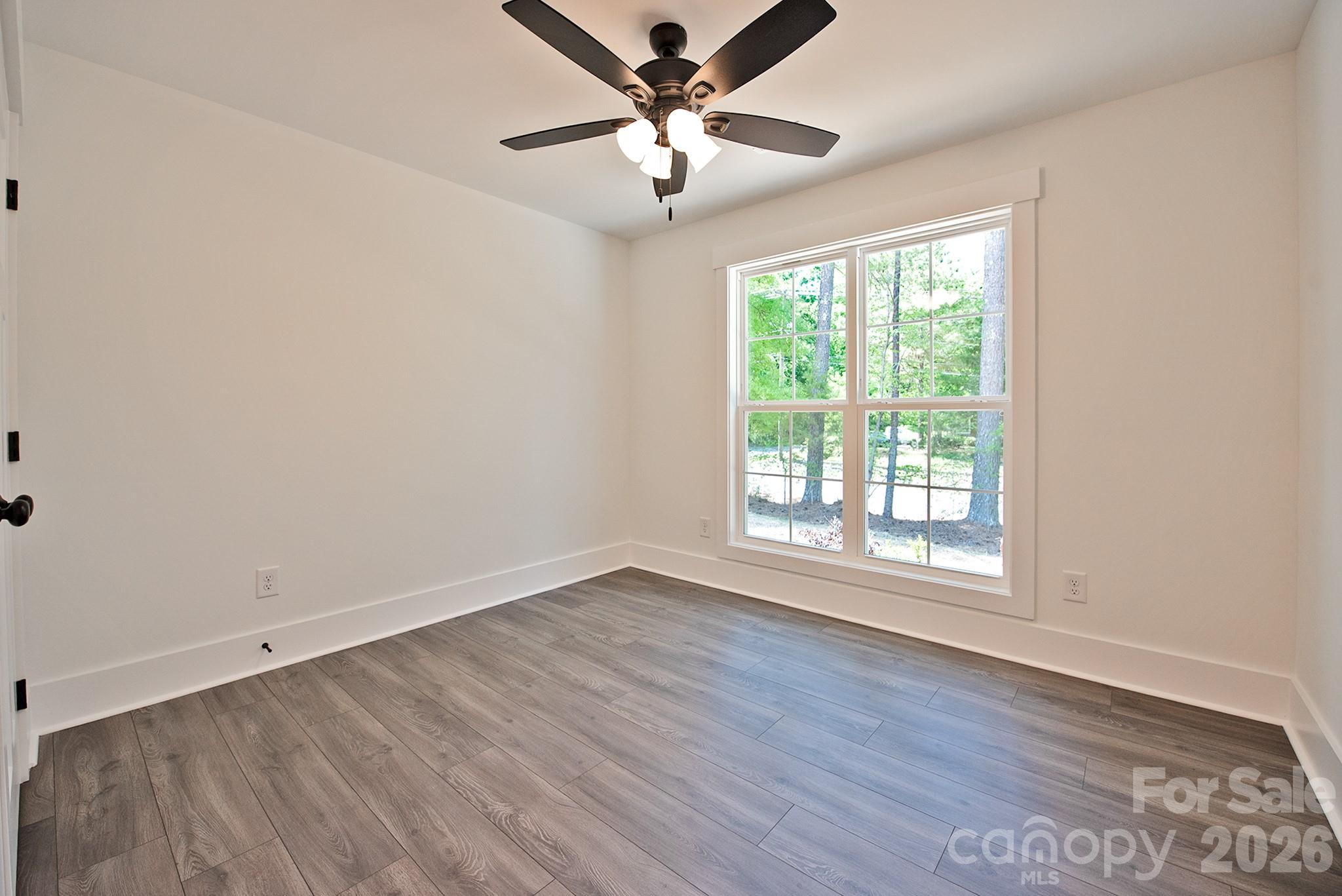 586 Wilhelm Place Property Photo 8