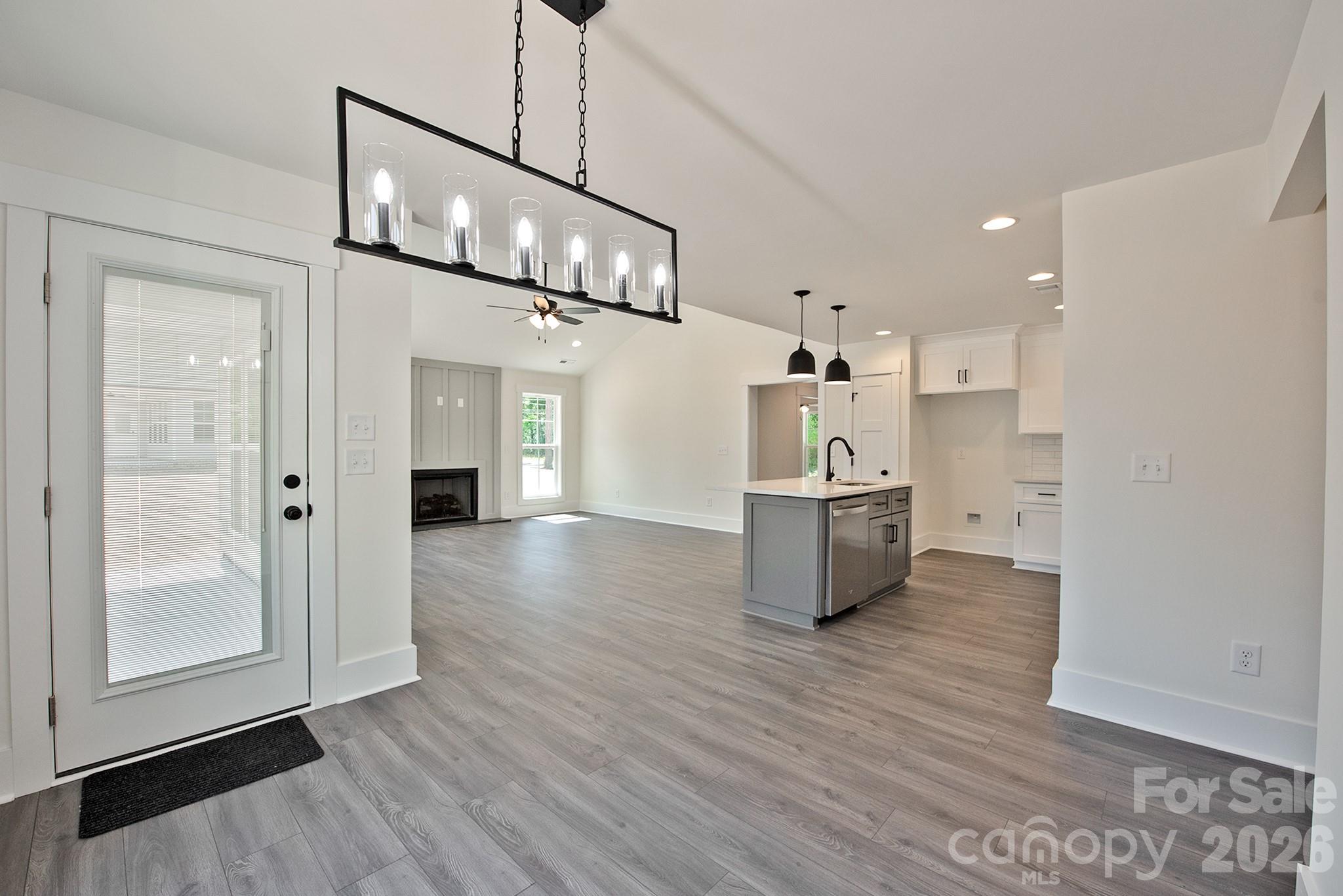 586 Wilhelm Place Property Photo 21