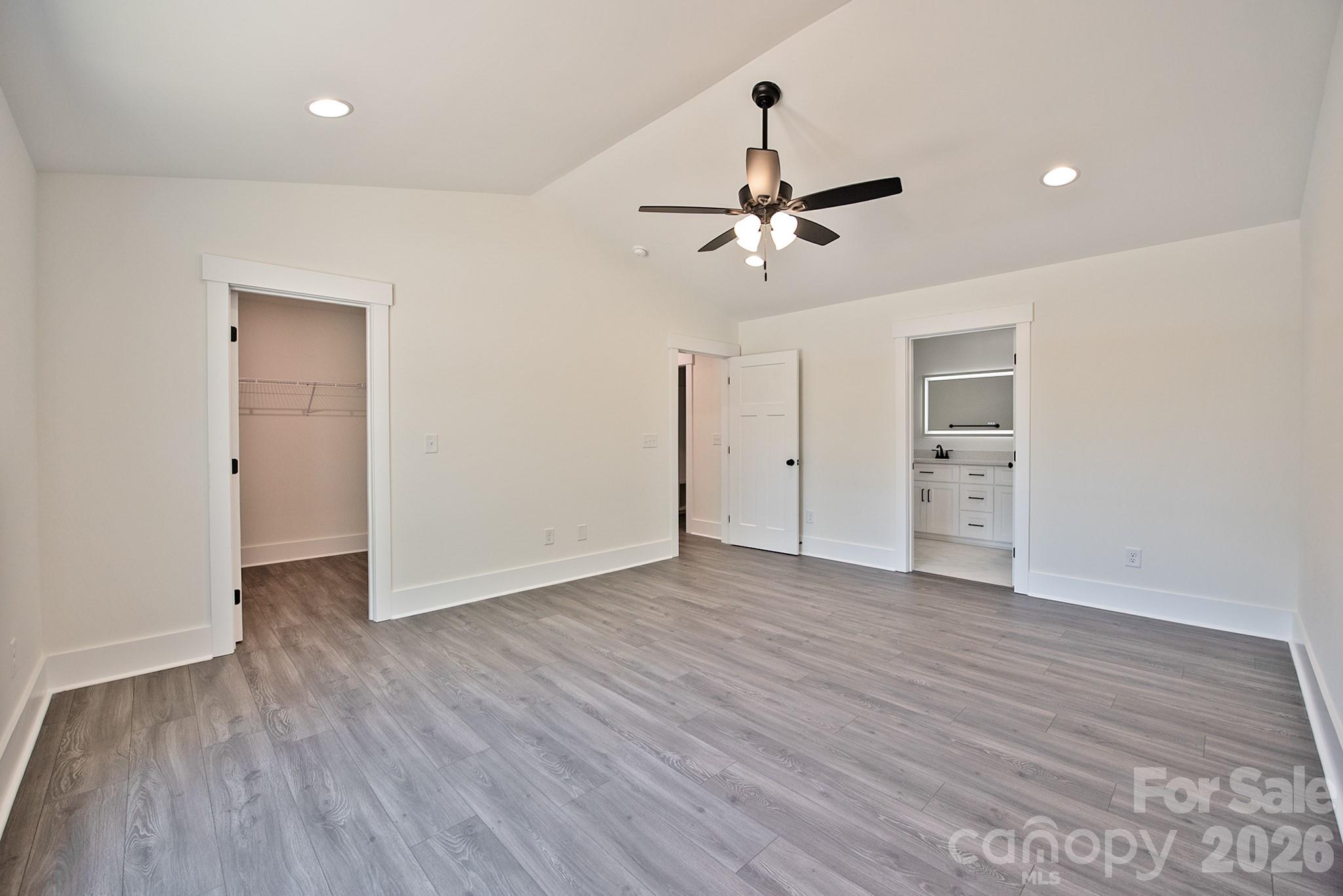 586 Wilhelm Place Property Photo 26